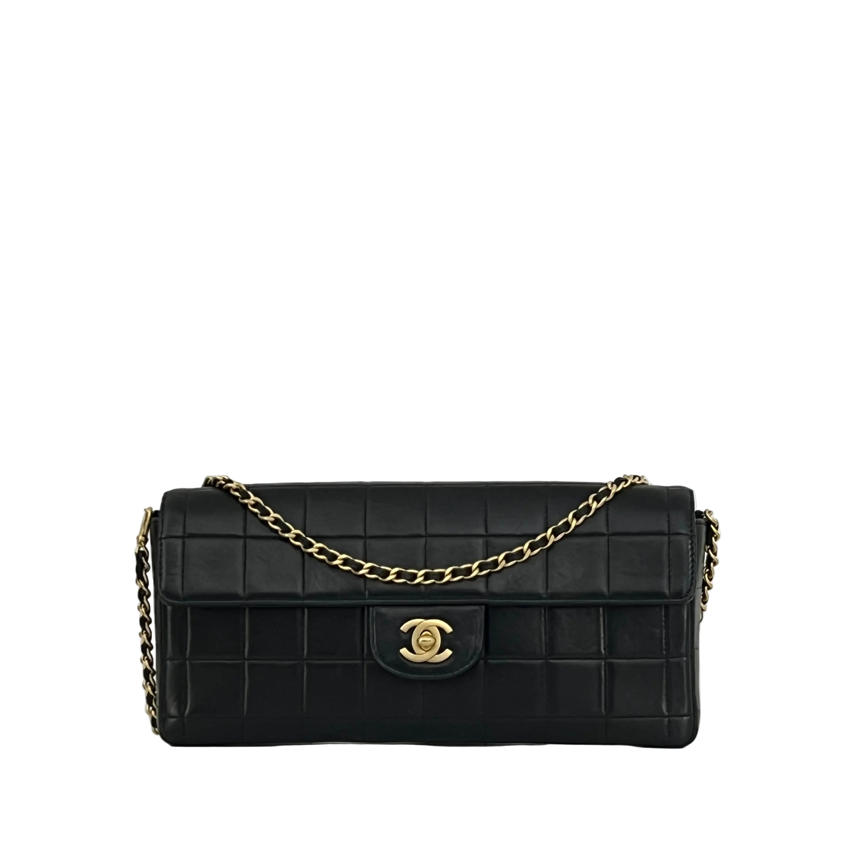Sac CHANEL East west chocolate bar cuir d'agneau noir