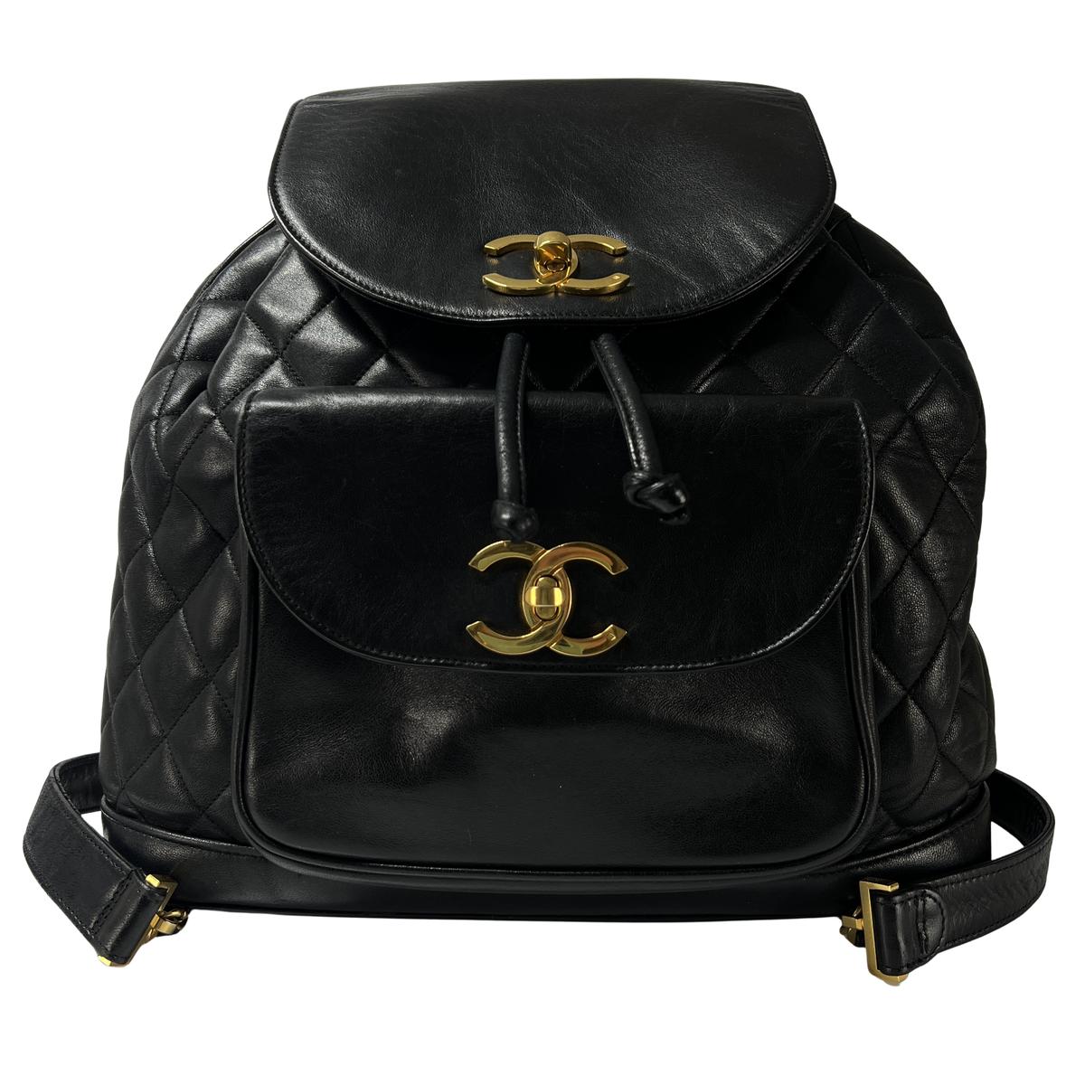 Sac à dos CHANEL Matelassé cuir noir