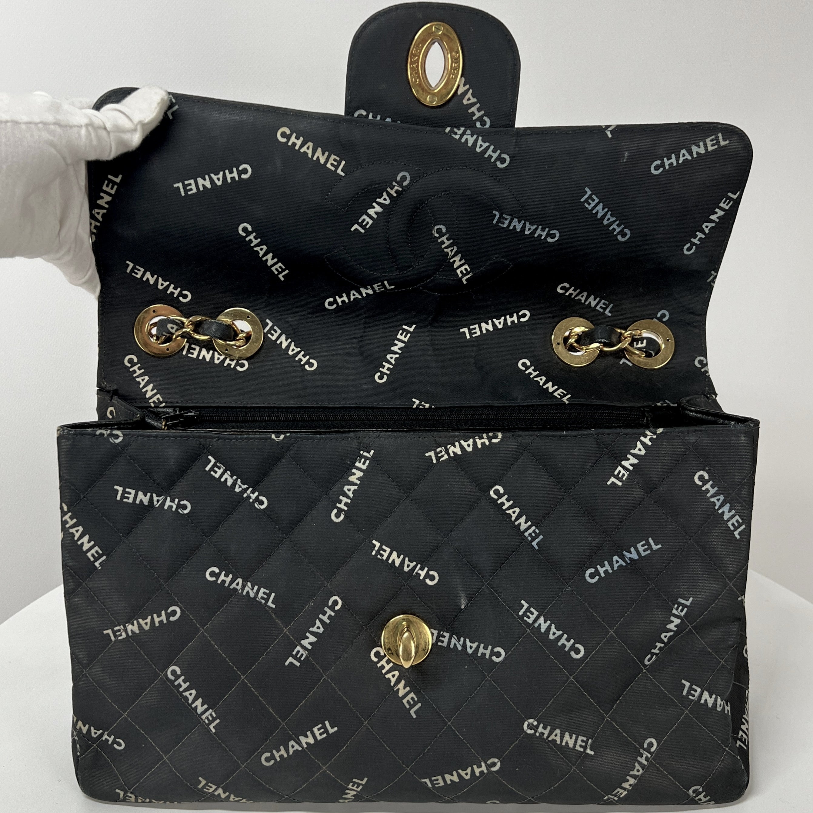 Sac à main CHANEL Jumbo toile noir