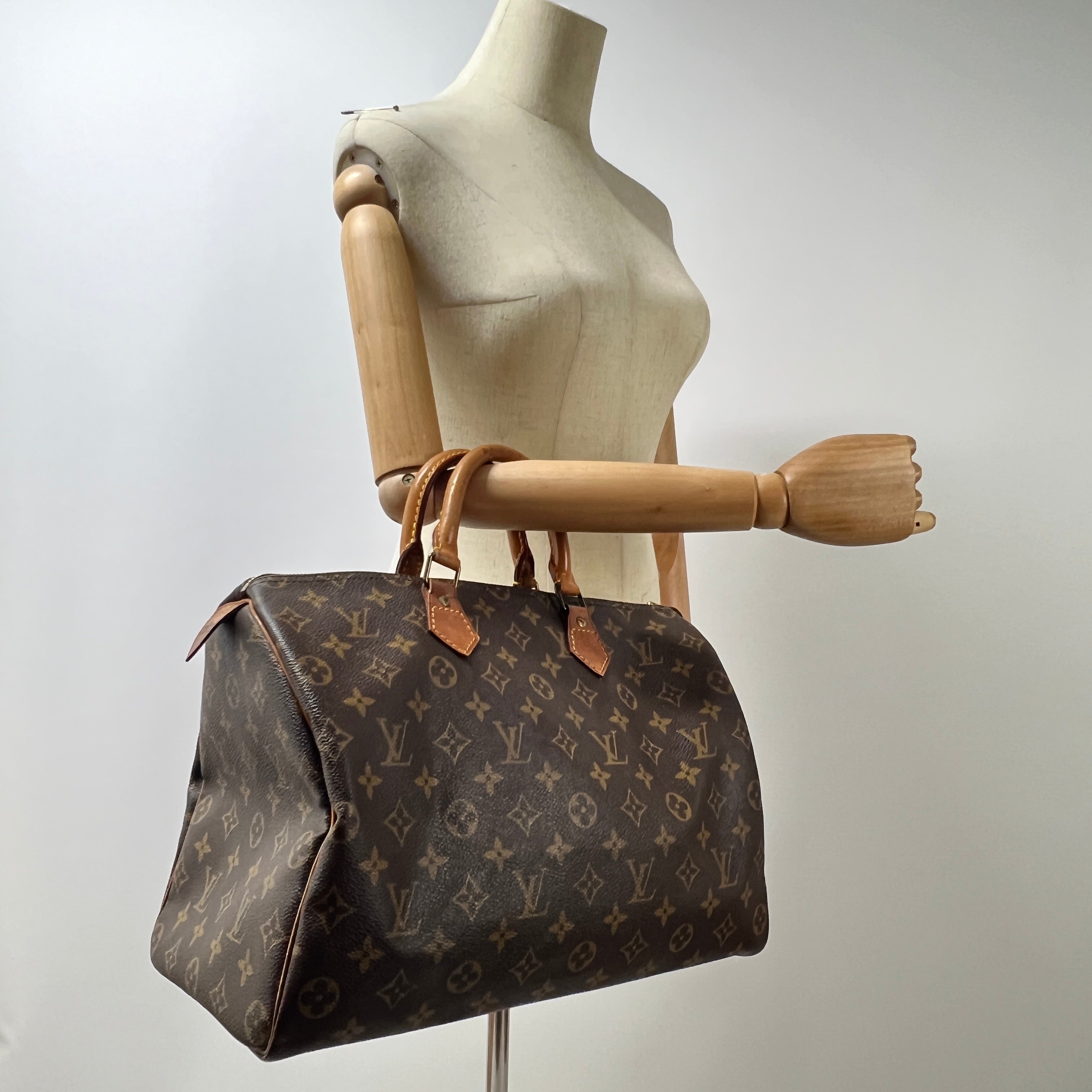 LOUIS VUITTON Speedy handbag in brown canvas and leather