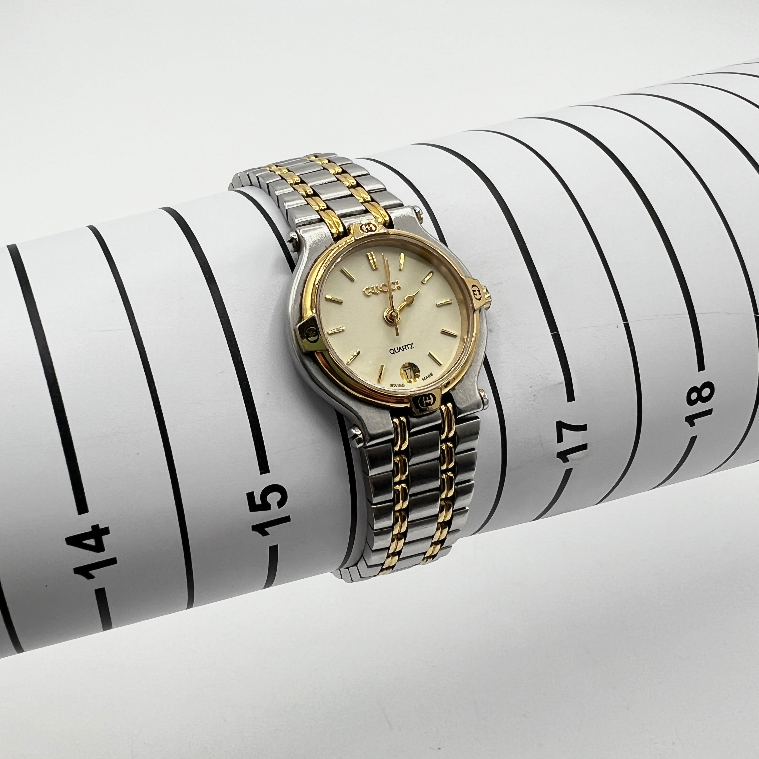 Montre GUCCI 9000 L acier Bicolore