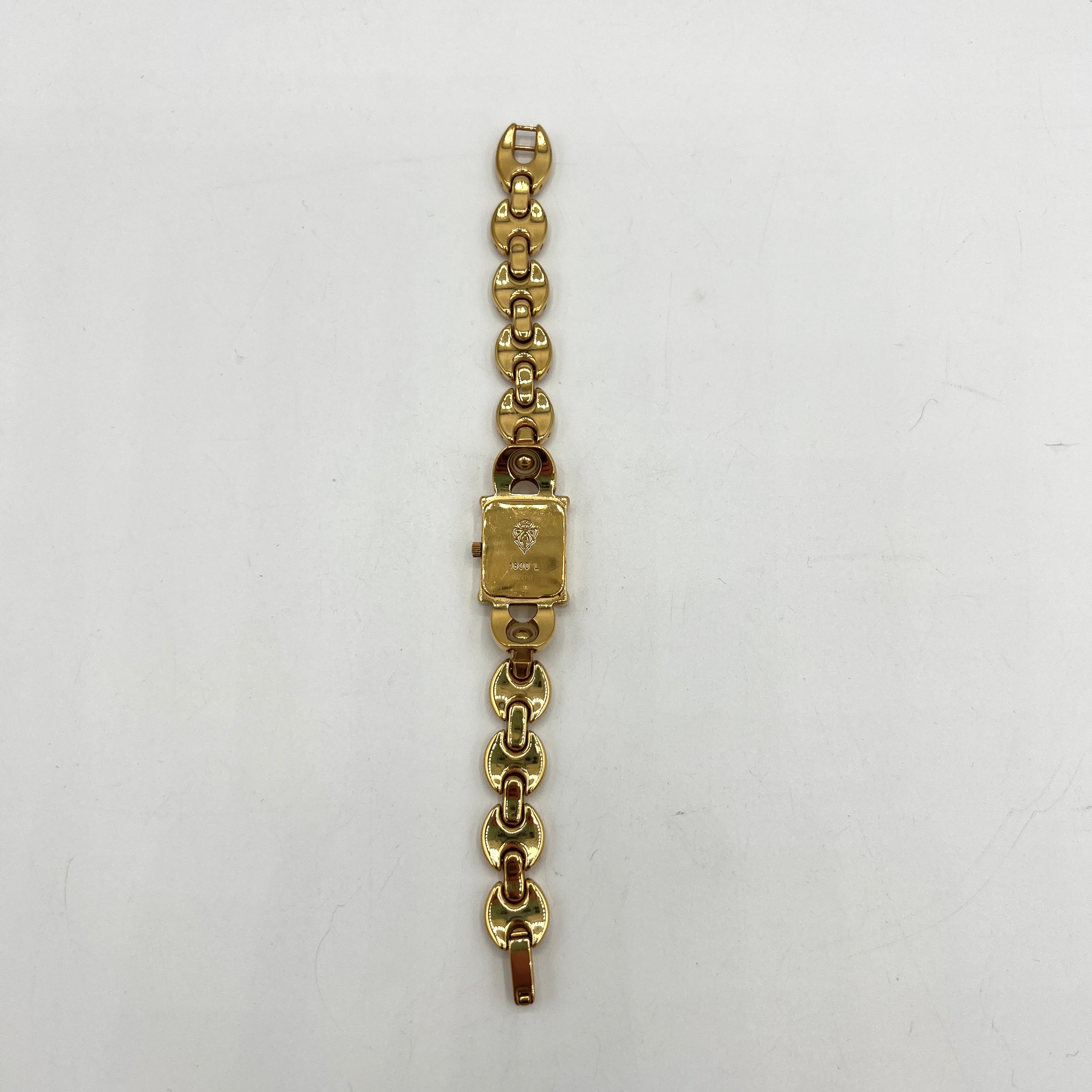Montre GUCCI 1800 L plaqué or Doré
