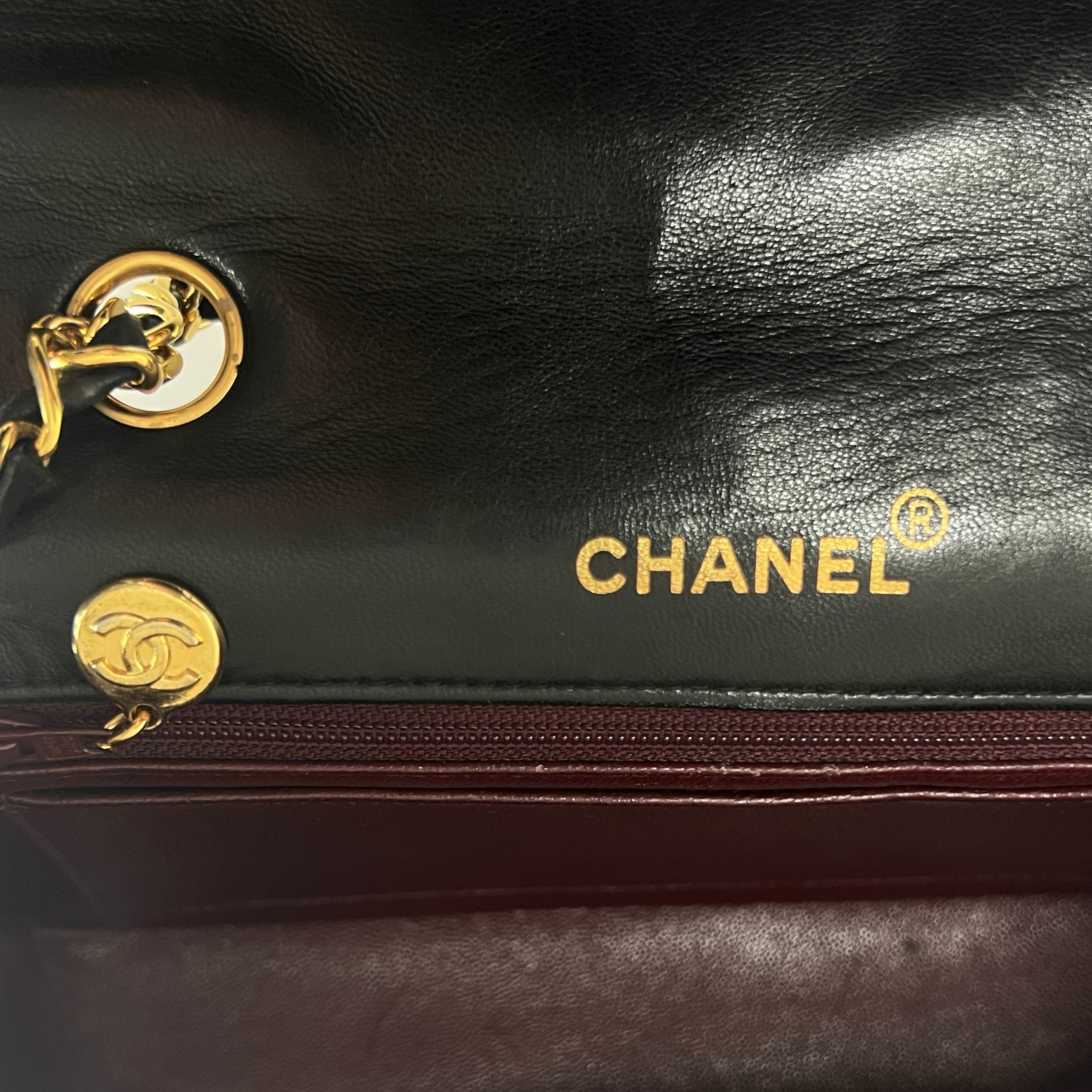 CHANEL Diana Small black leather handbag
