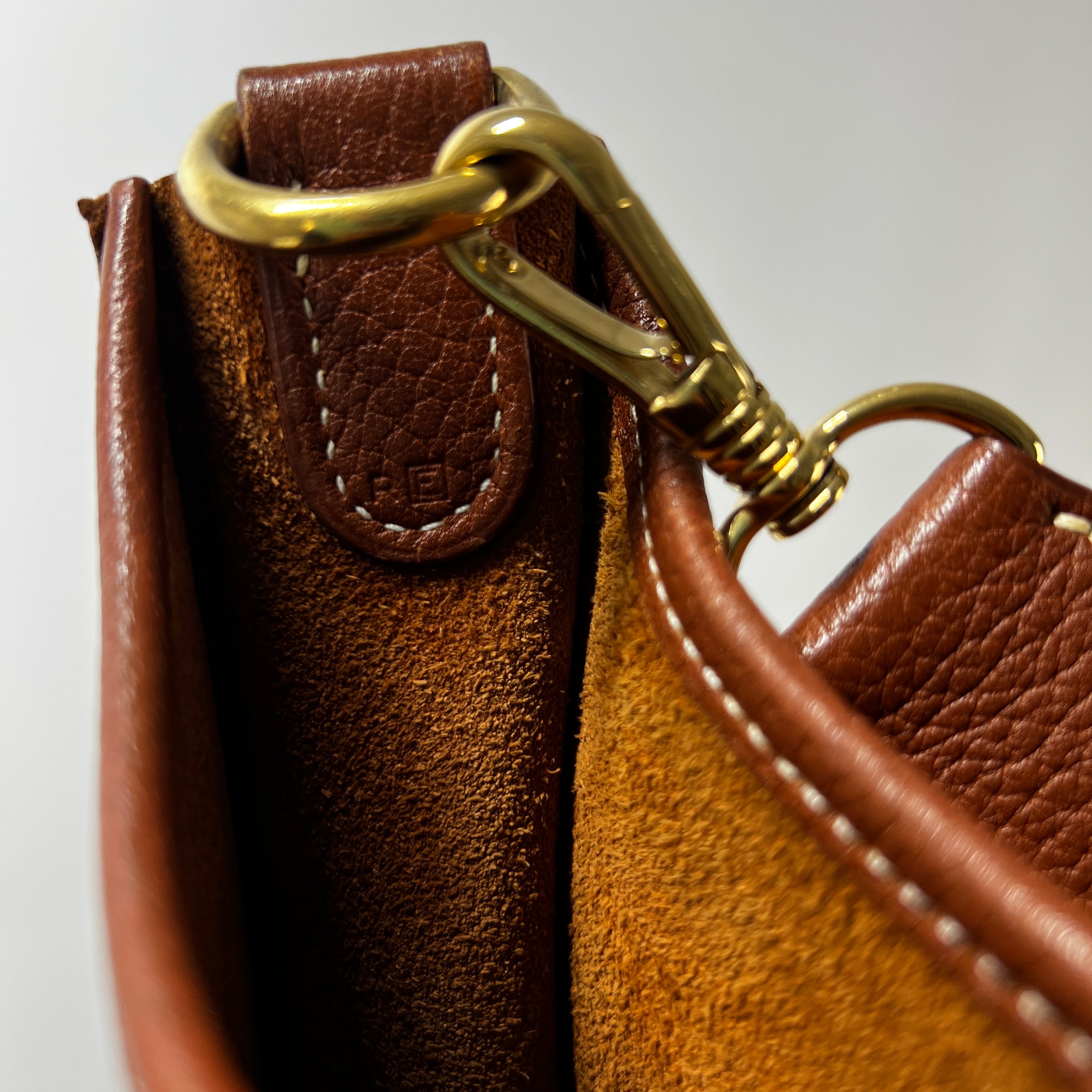 HERMES Evelyne lll handbag in brown clemence leather