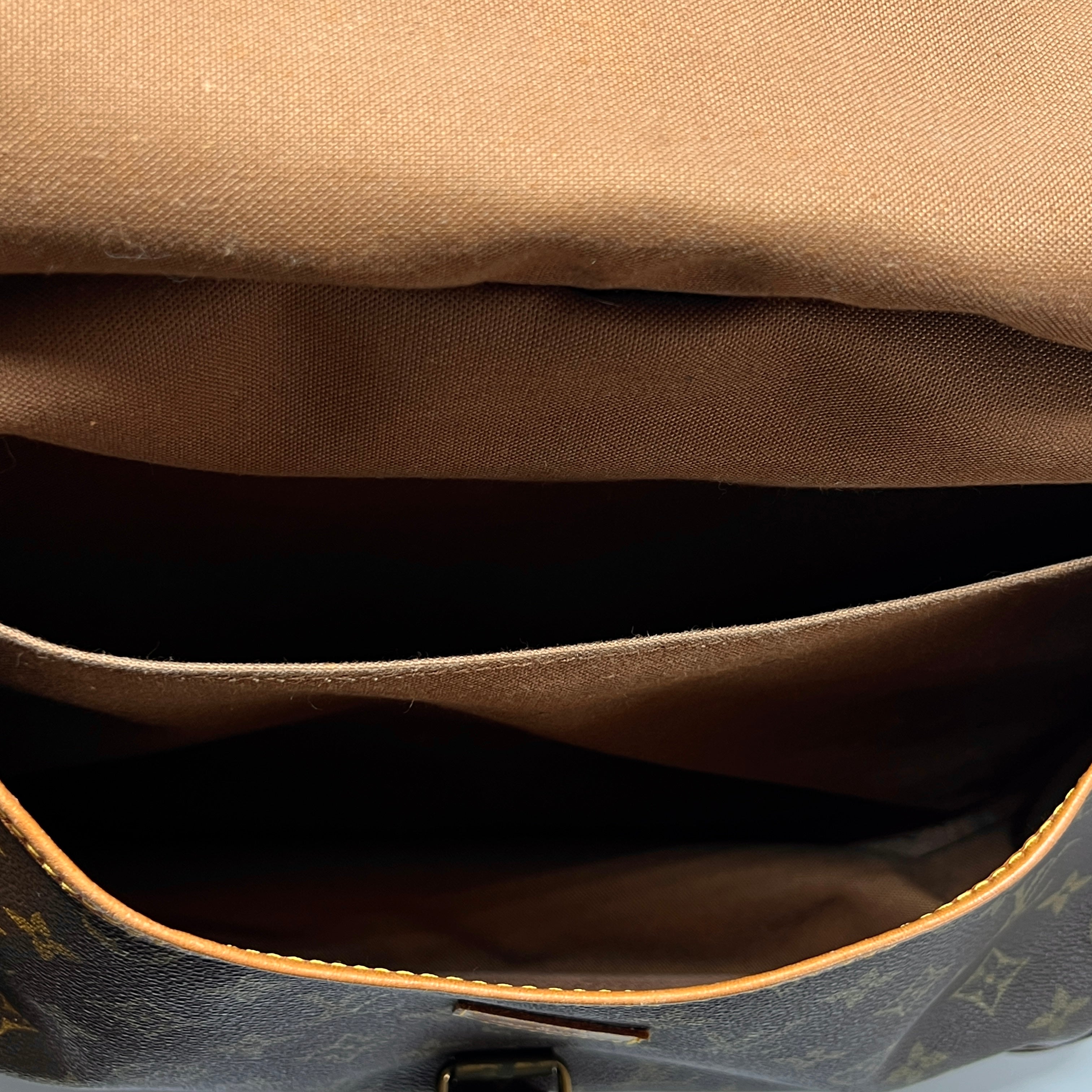 Sac à main LOUIS VUITTON Saumur 35 toile et cuir marron