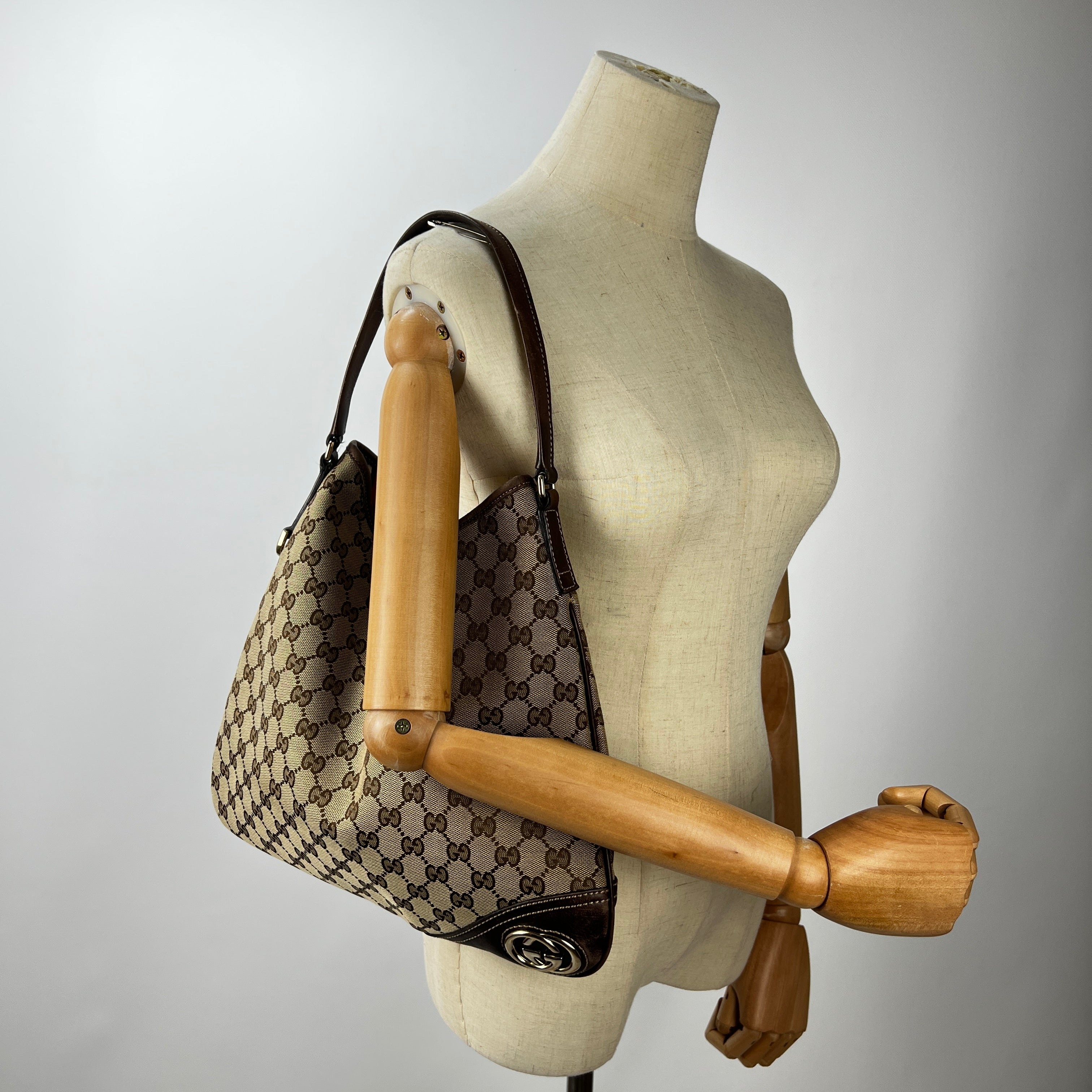 Sac à main GUCCI Hobo toile et cuir marron