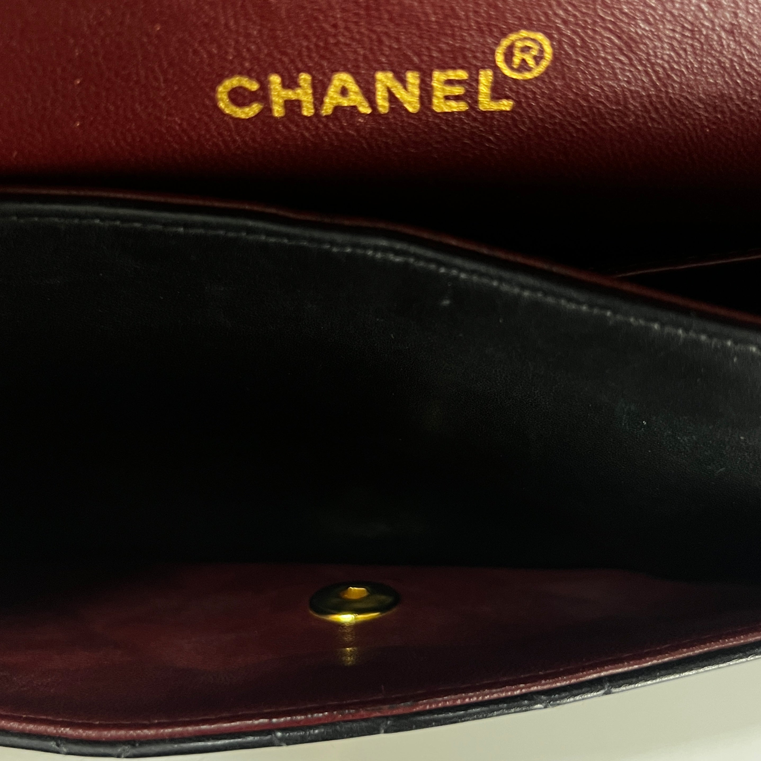 CHANEL Timeless classic medium double flap black leather handbag