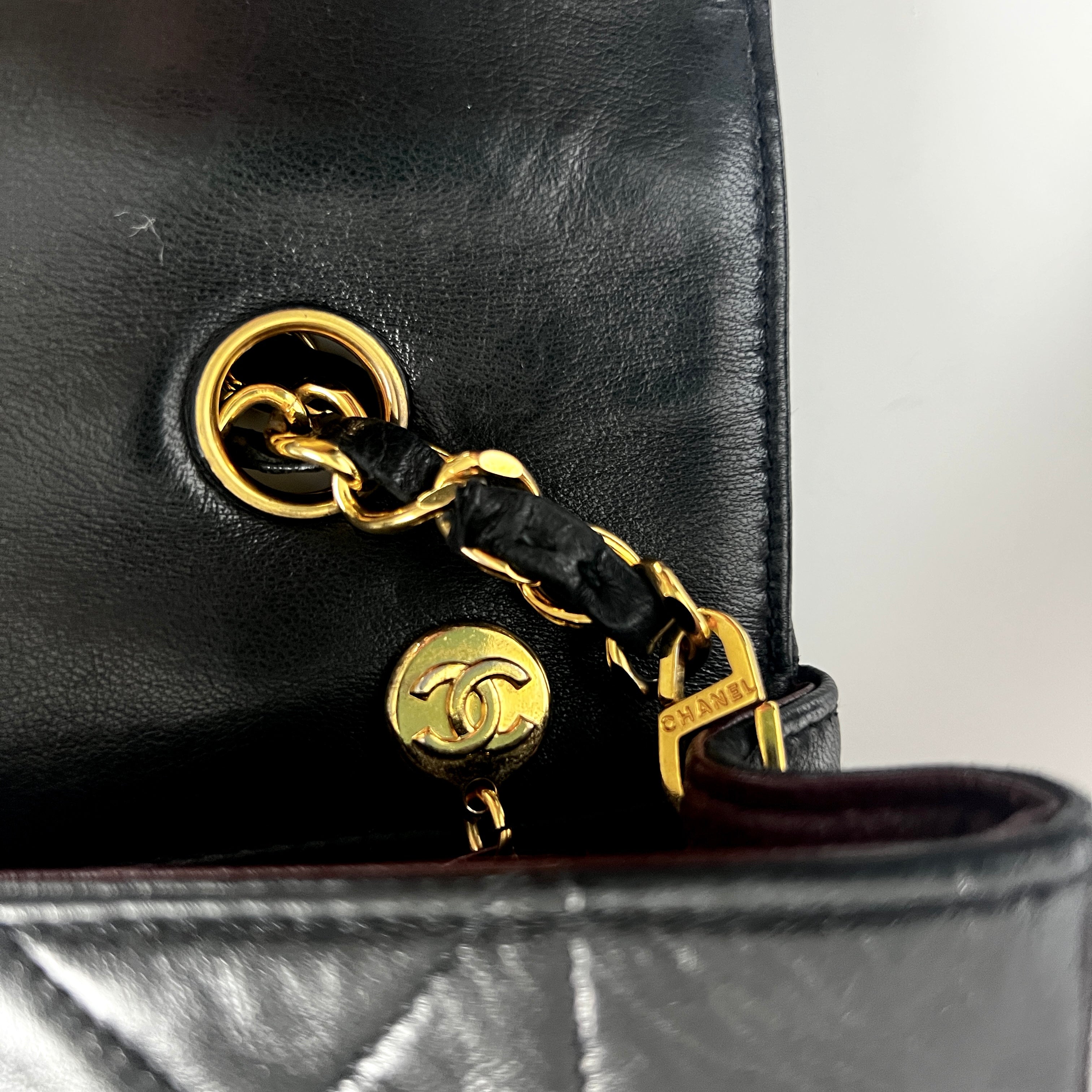 CHANEL Diana Small black leather handbag