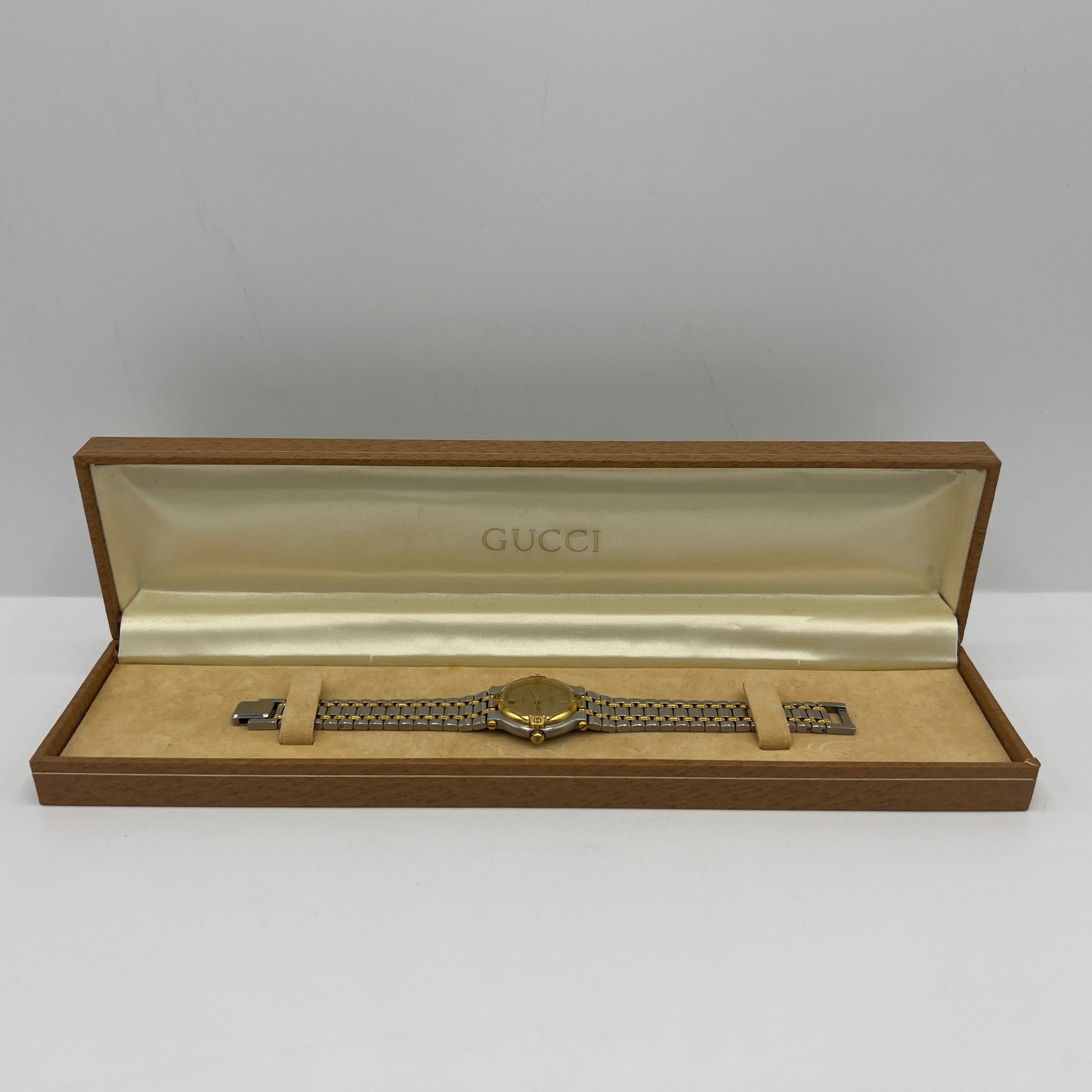 Montre GUCCI 9000 L acier Bicolore