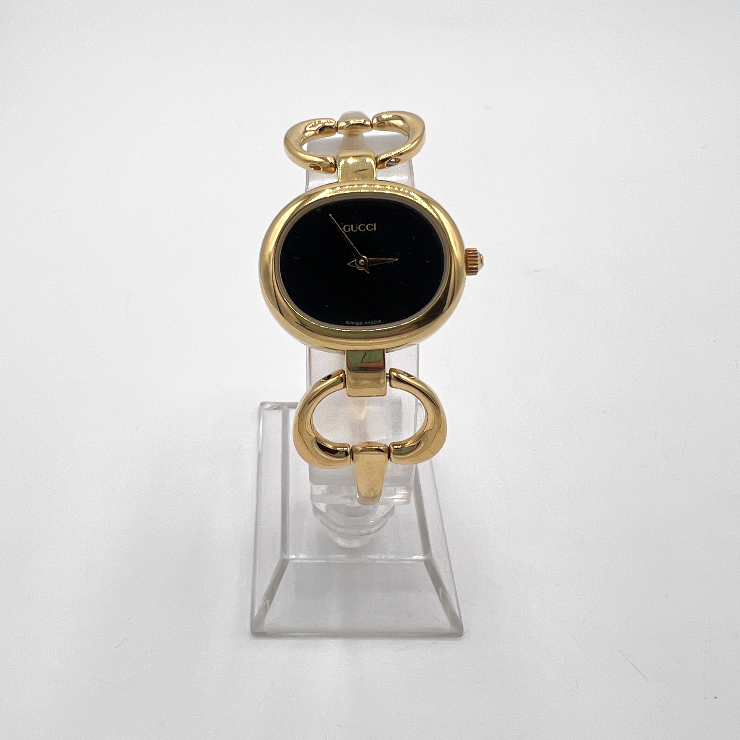 Montre GUCCI 1600 plaqué or Doré