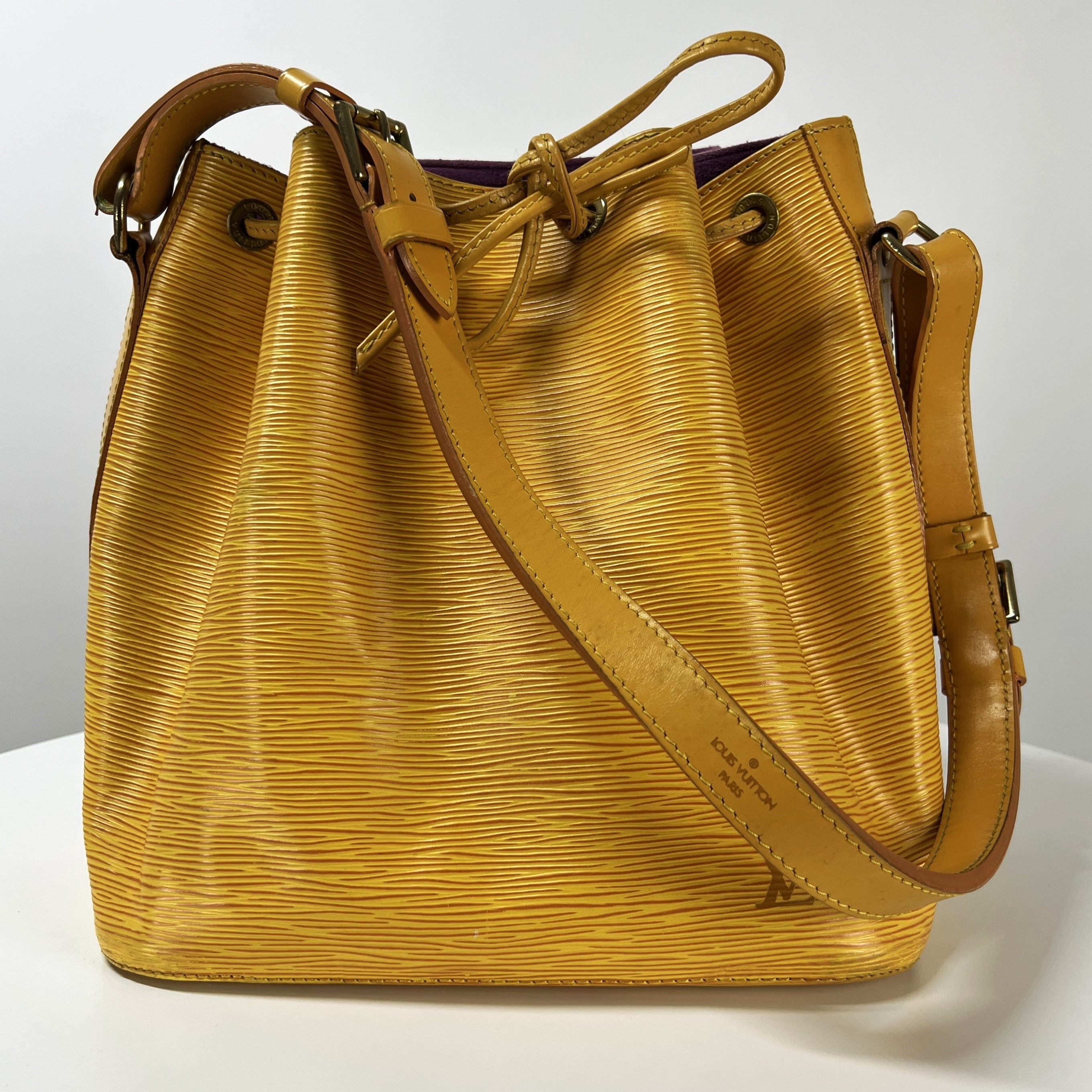 LOUIS VUITTON Noé PM handbag in yellow epi leather