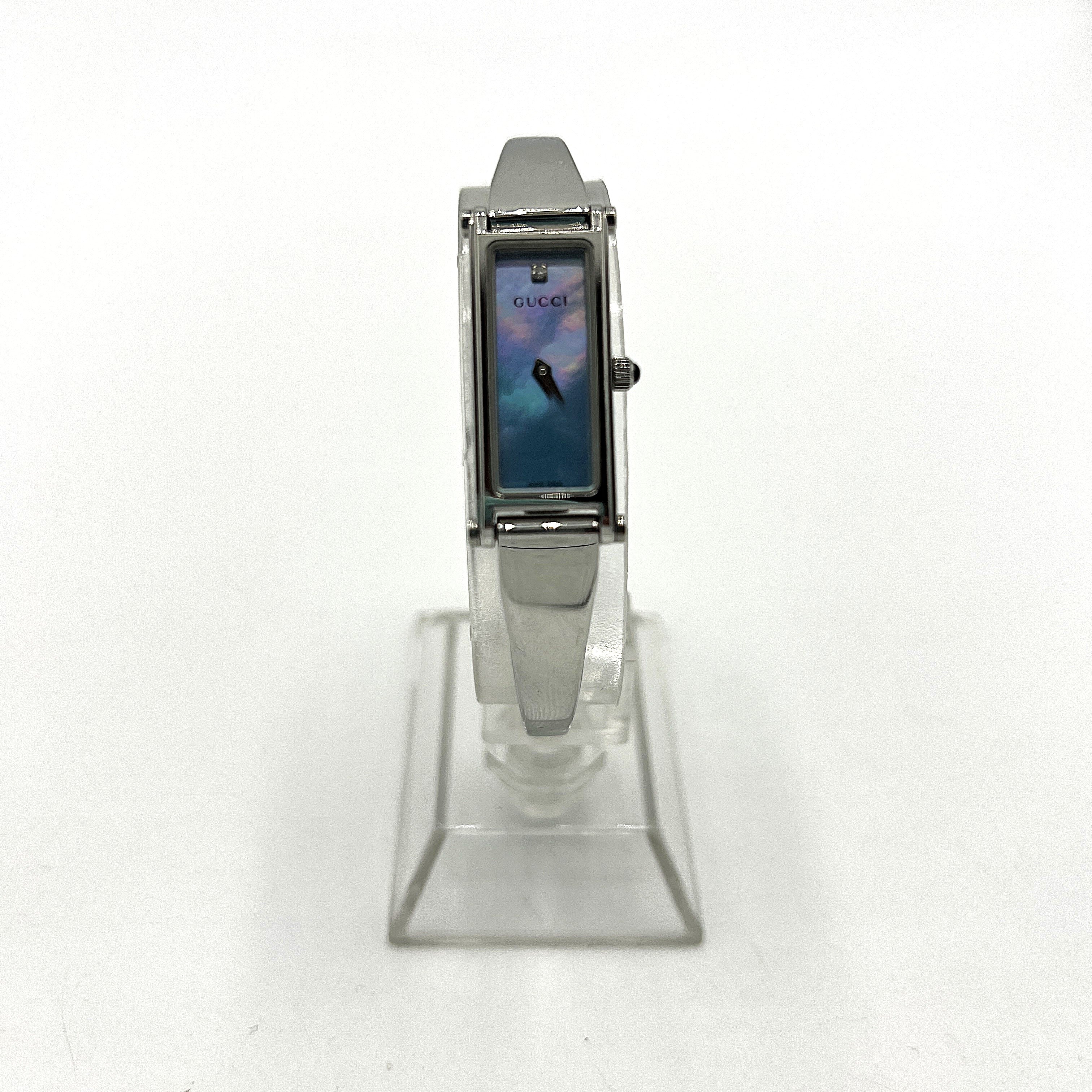 Montre GUCCI 1500 L acier Argenté