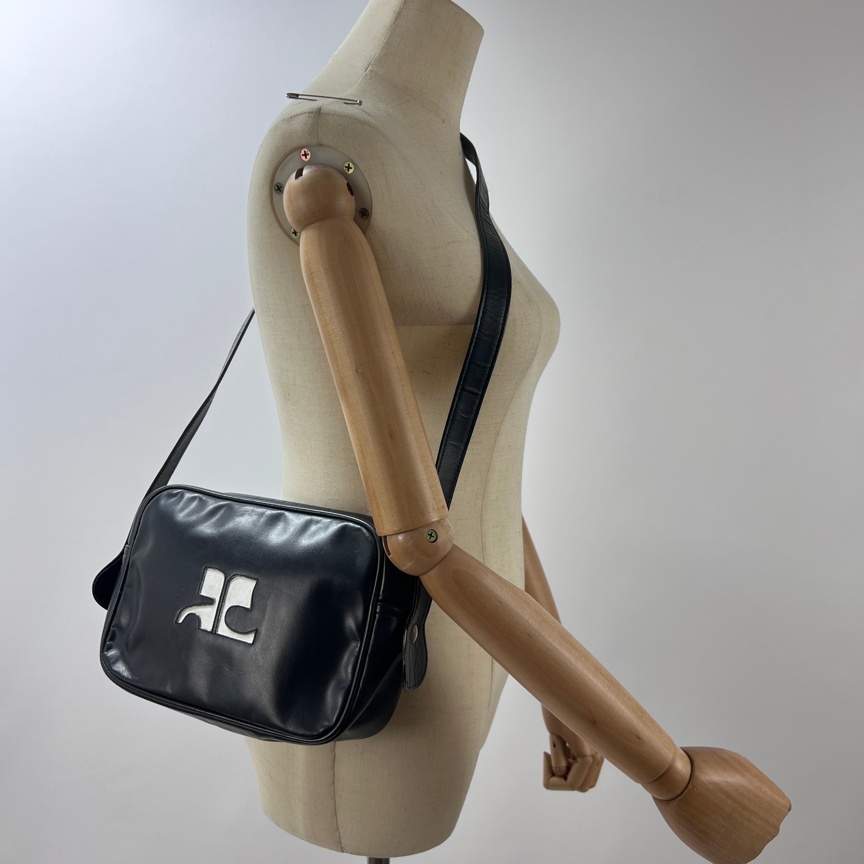 Sac à main COURREGES Camera cuir bleu