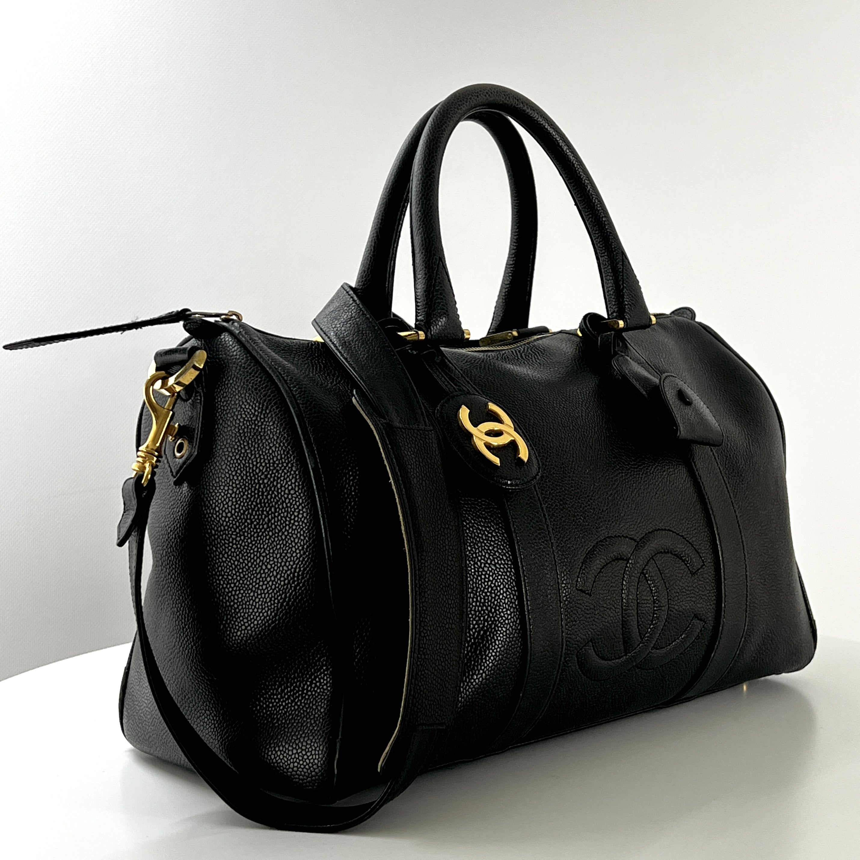 Sac à main CHANEL Boston cuir grainé noir