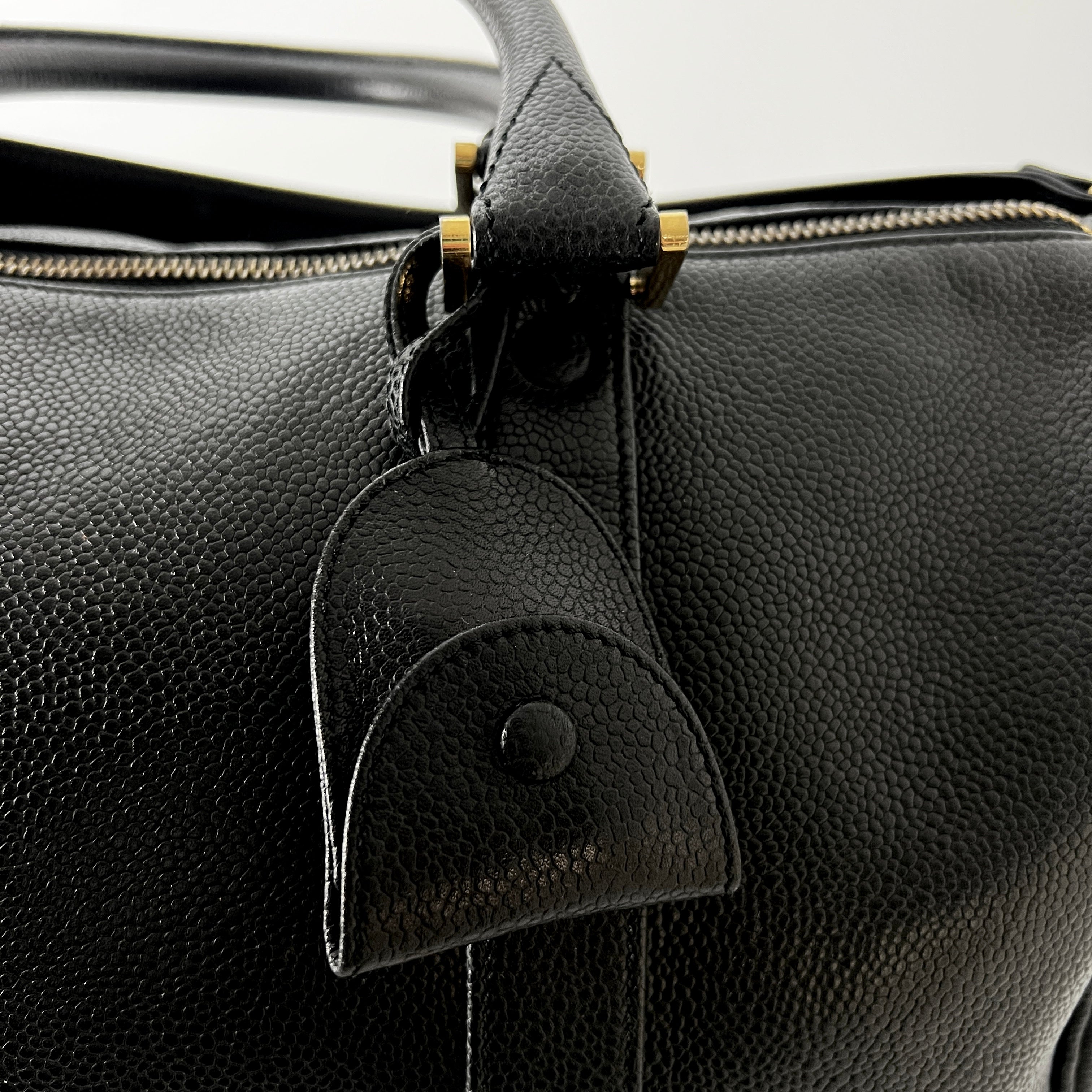 Sac à main CHANEL Boston cuir grainé noir