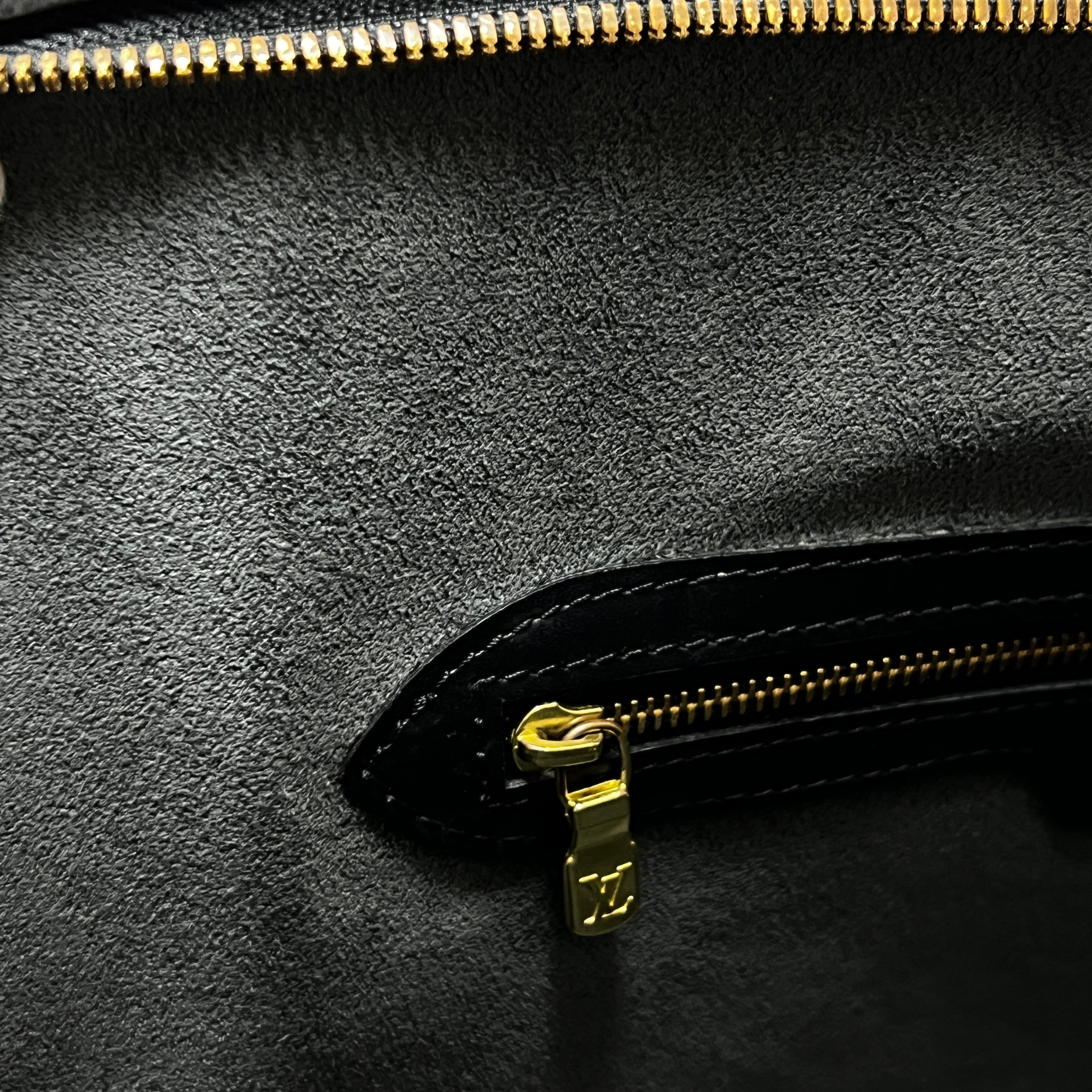 LOUIS VUITTON Lussac handbag in black epi leather