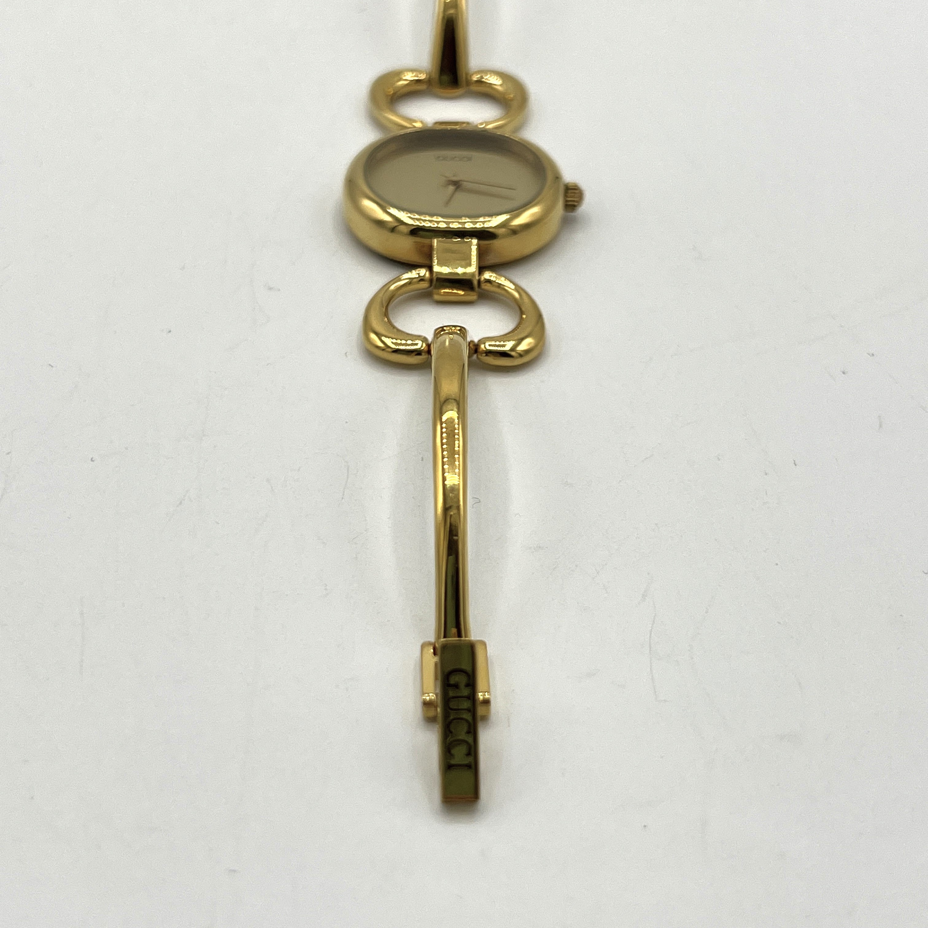 GUCCI 1600 Gold Plated Watch Gold