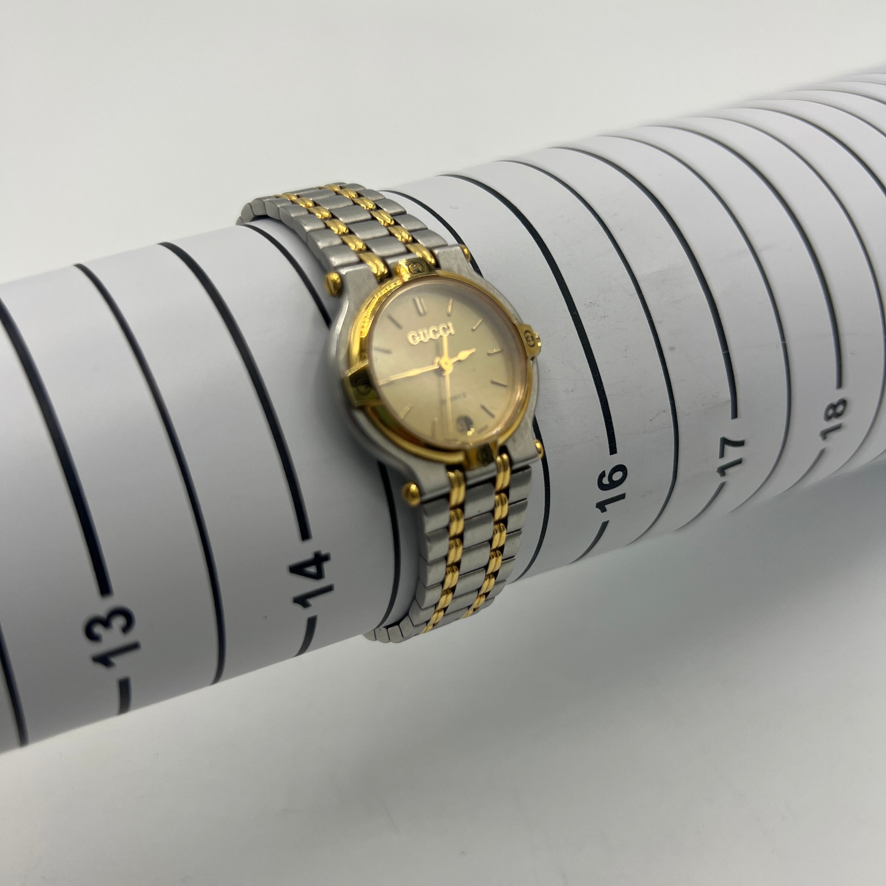 Montre GUCCI 9000 L acier Bicolore