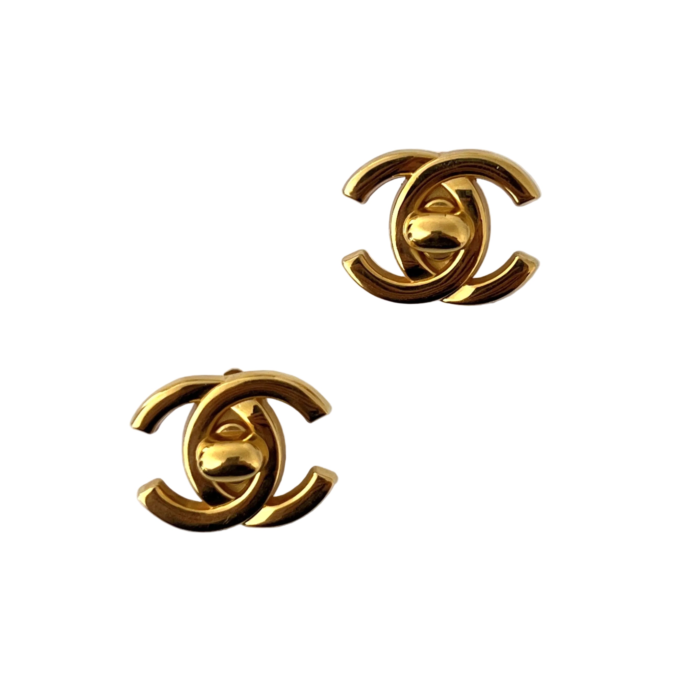 Boucles d'oreilles CHANEL CC Clip On Collection 1996