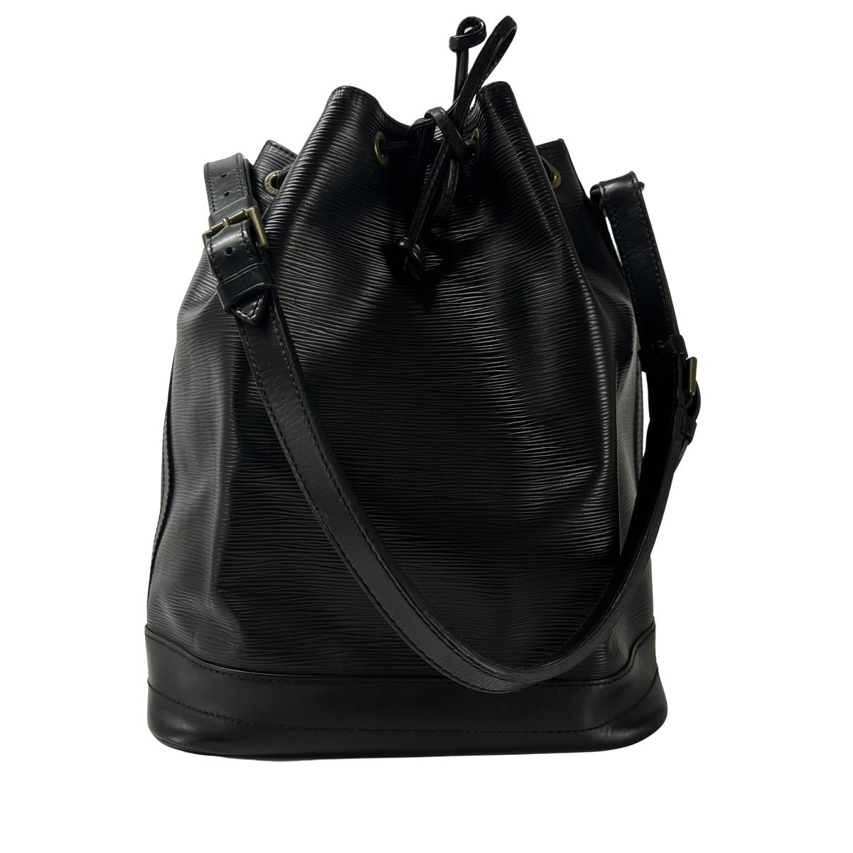 LOUIS VUITTON Noé GM black epi leather handbag