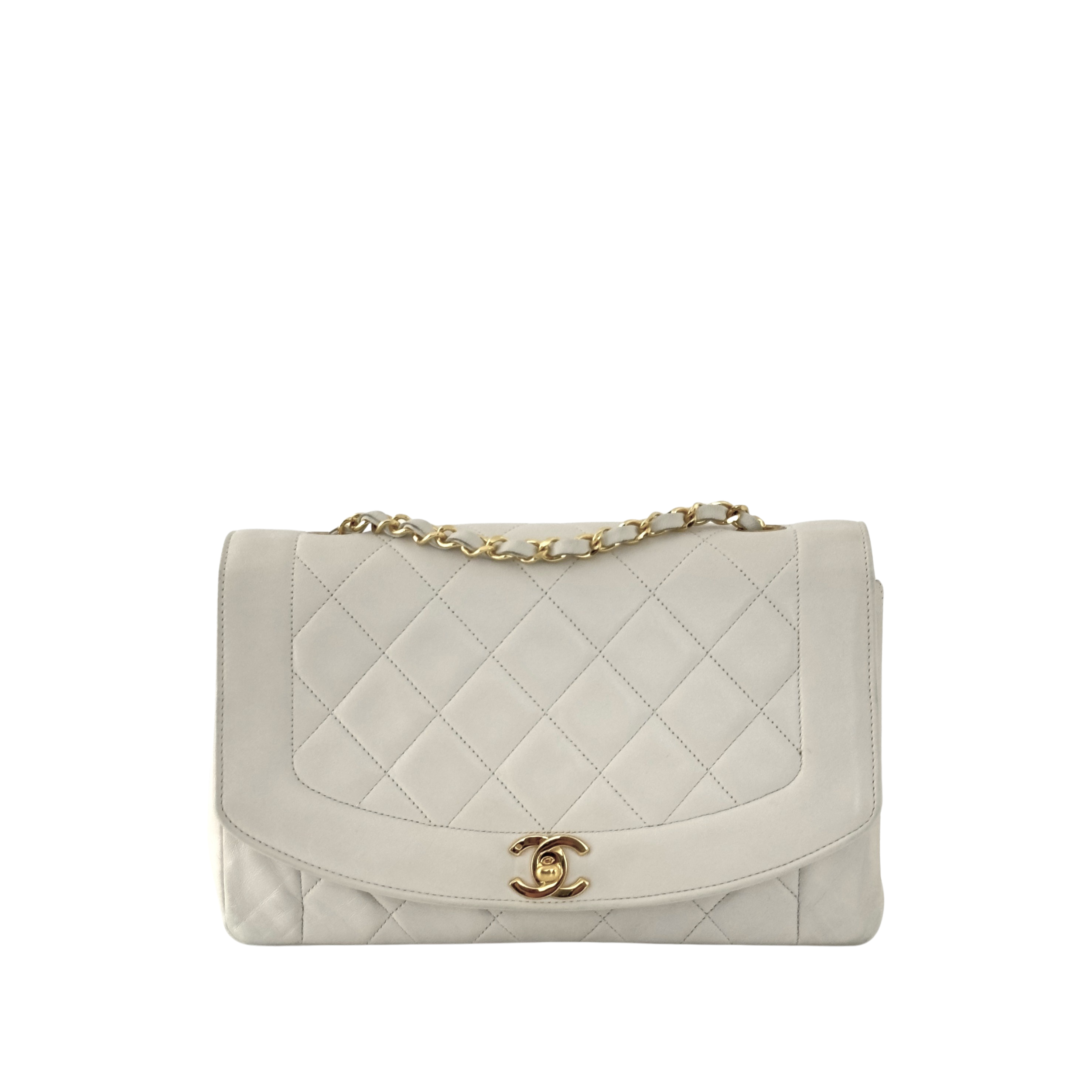 Sac à main CHANEL Diana Medium cuir d'agneau blanc