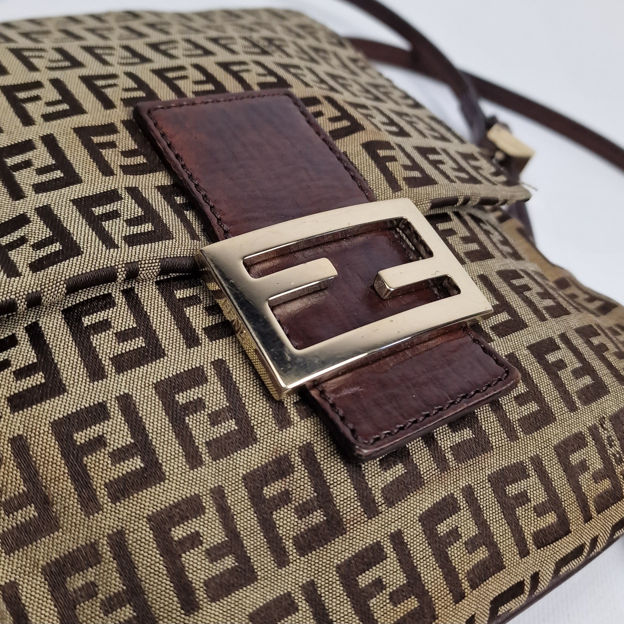 Sac à main FENDI Zucca toile et cuir marron