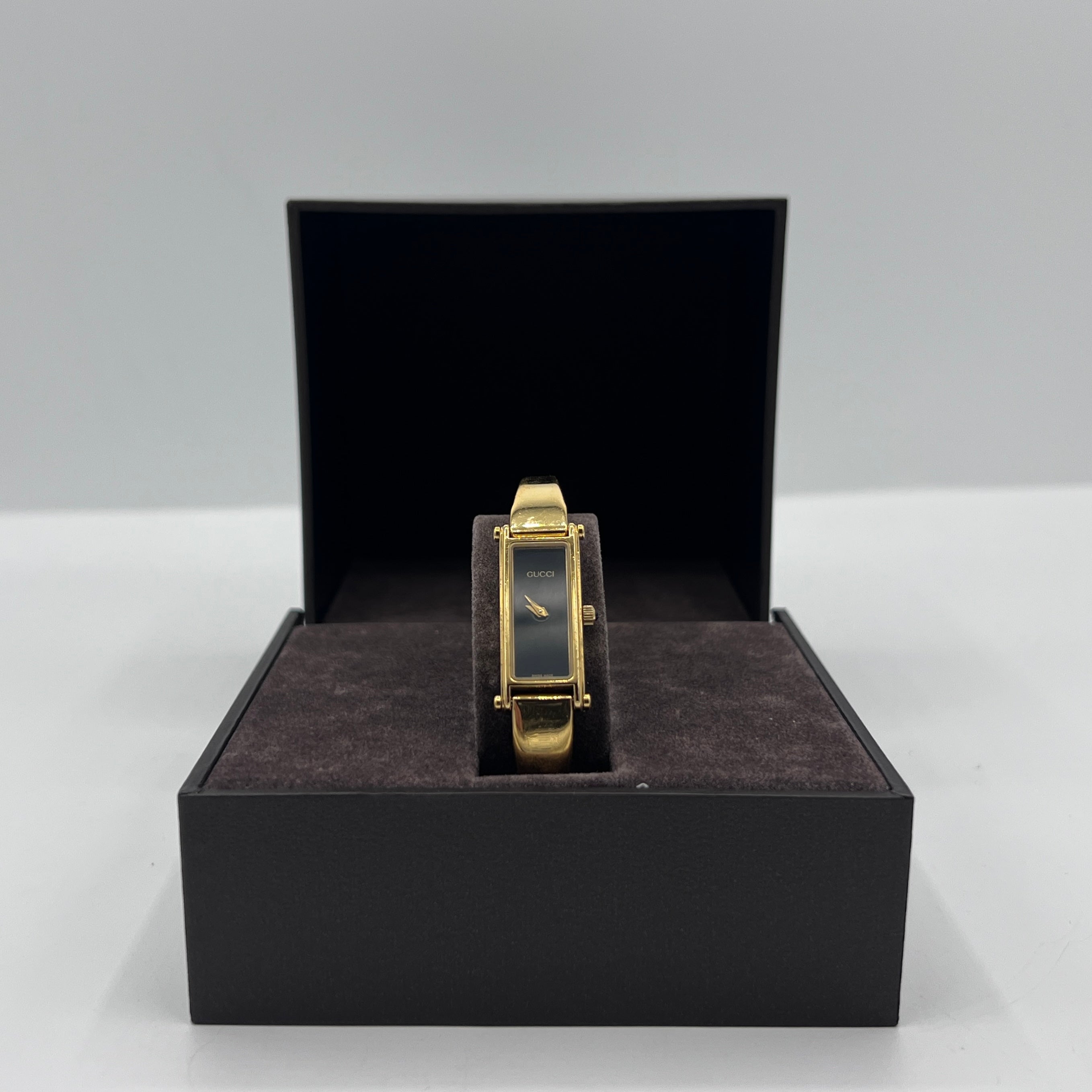 Montre GUCCI 1500 plaqué or Doré
