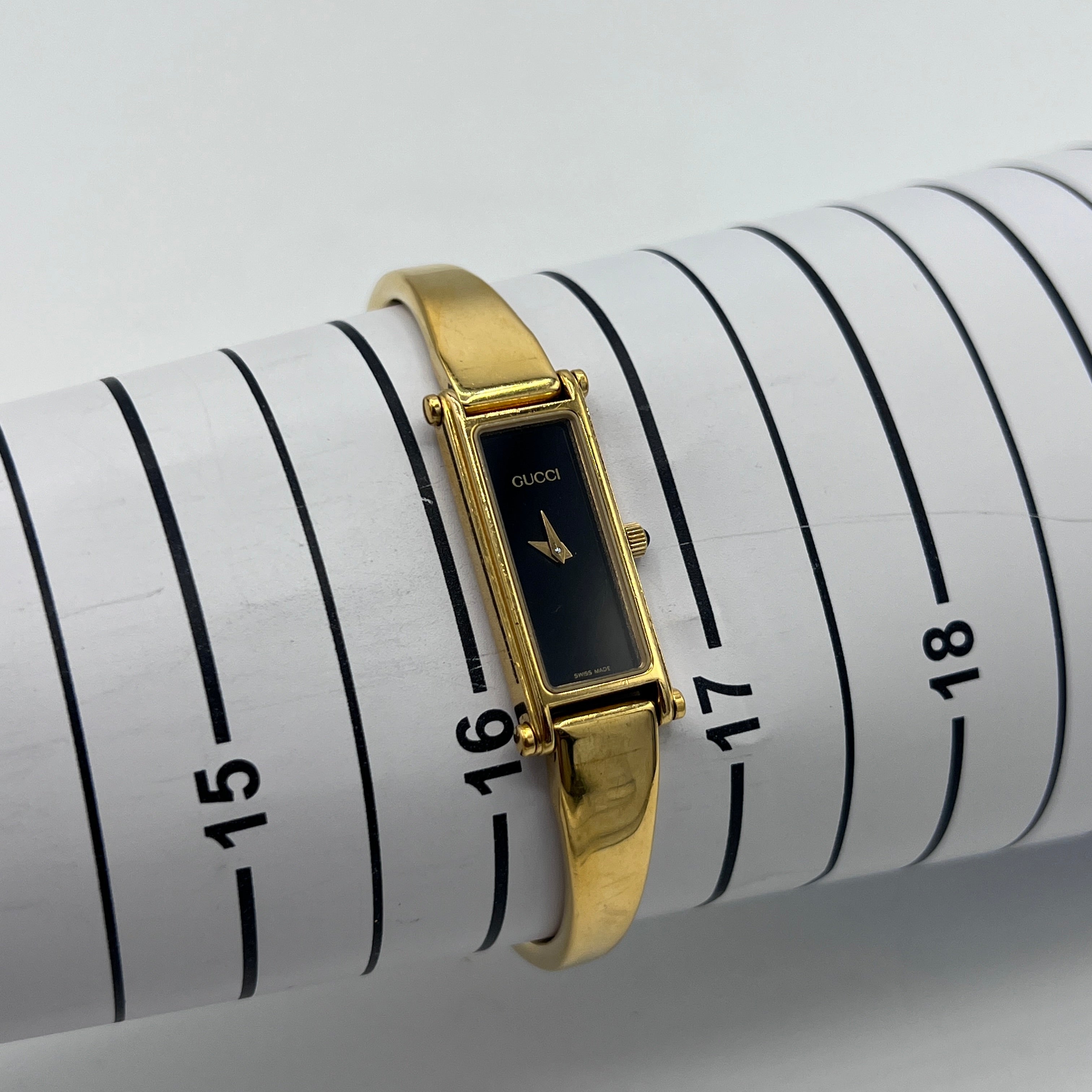 Montre GUCCI 1500 plaqué or Doré