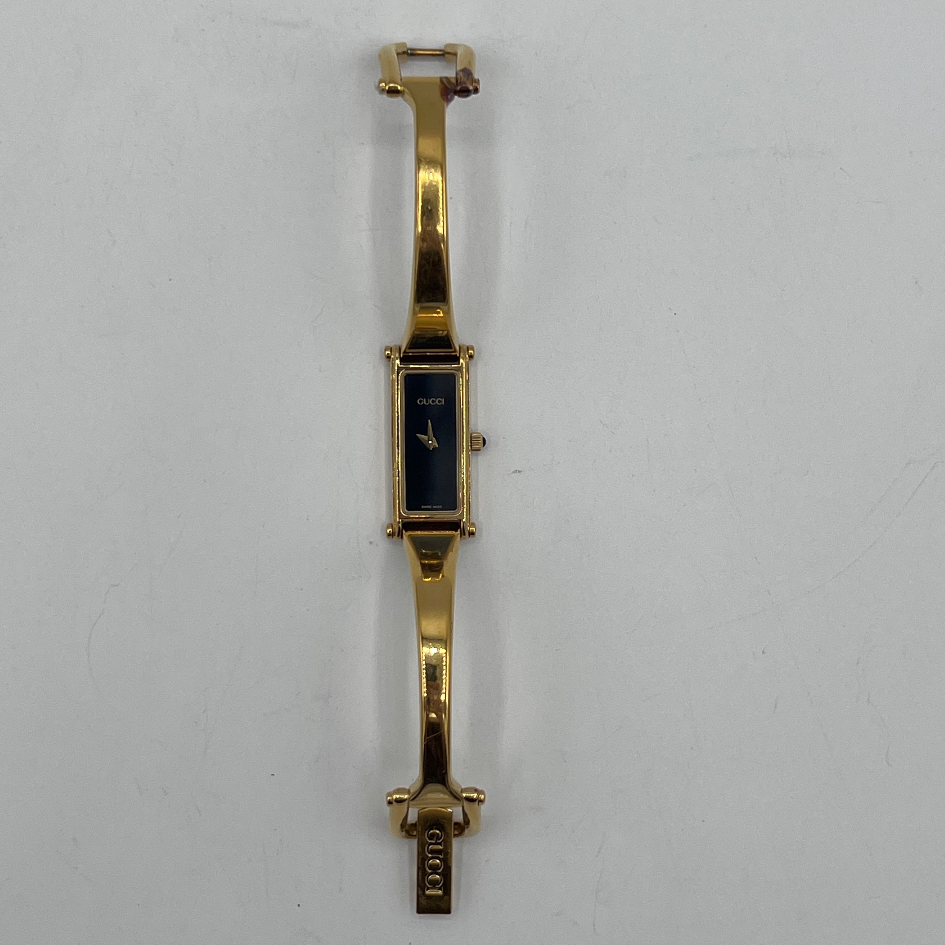 Montre GUCCI 1500 plaqué or Doré