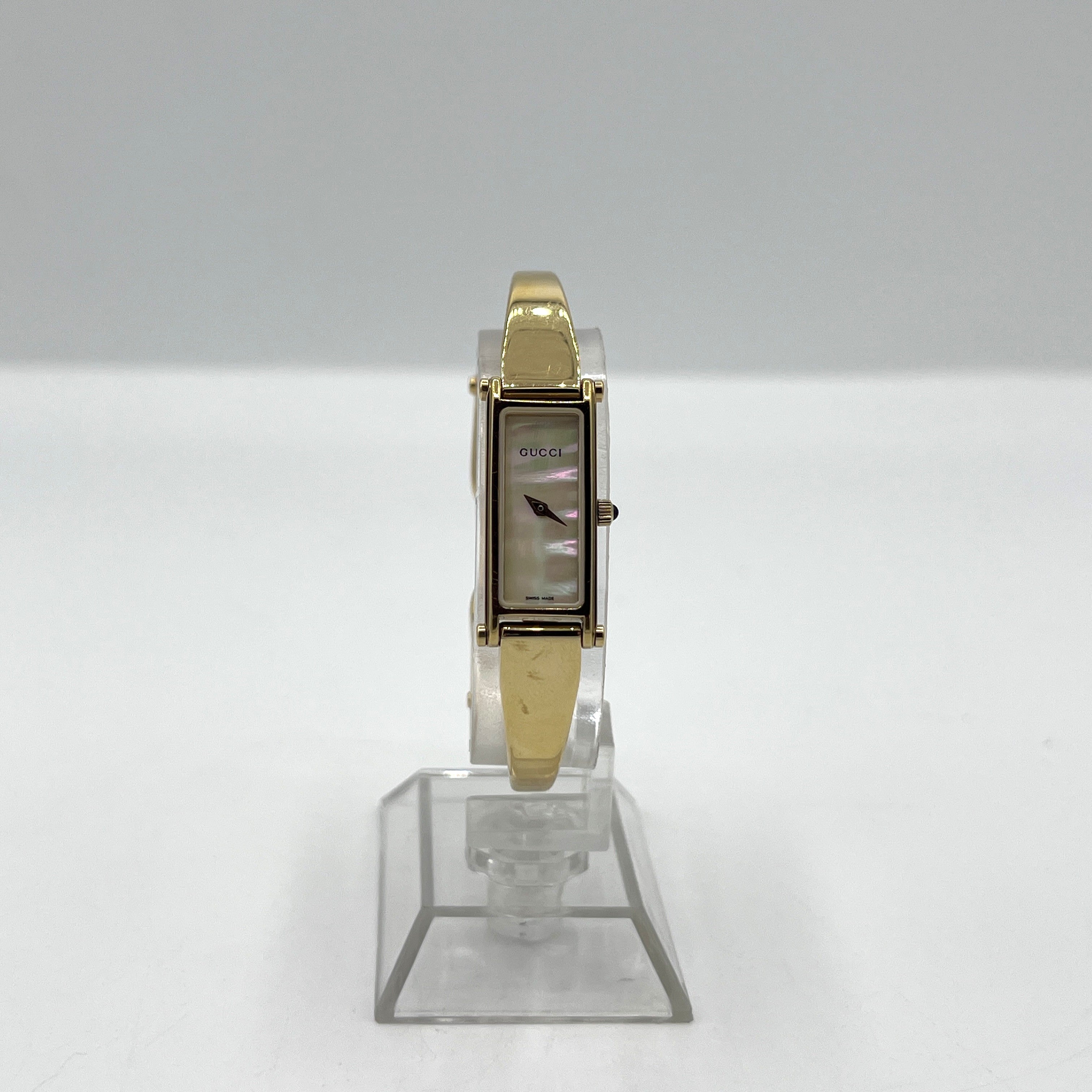 Montre GUCCI 1500 L plaqué or Doré