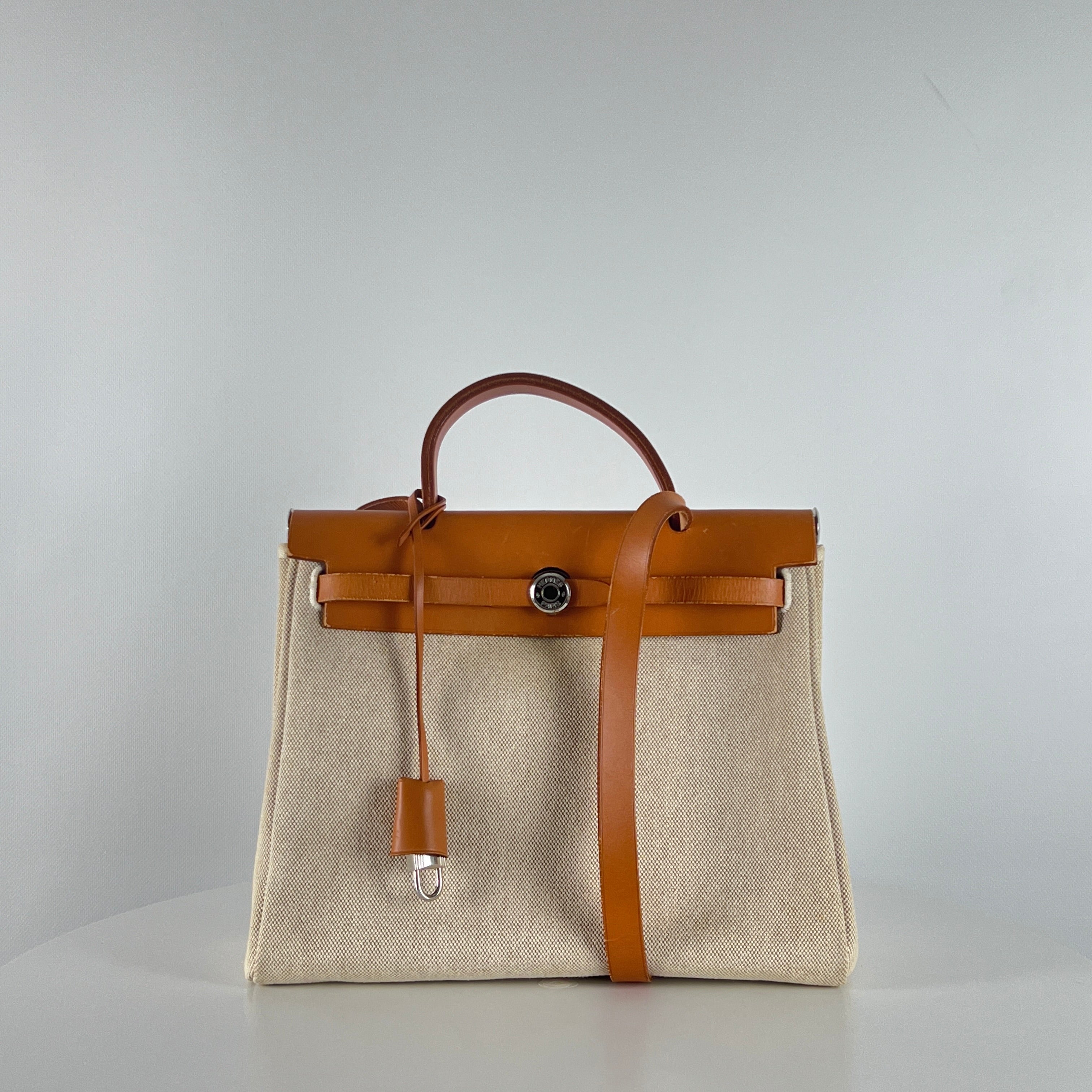Sac à main HERMES Herbag toile et cuir marron