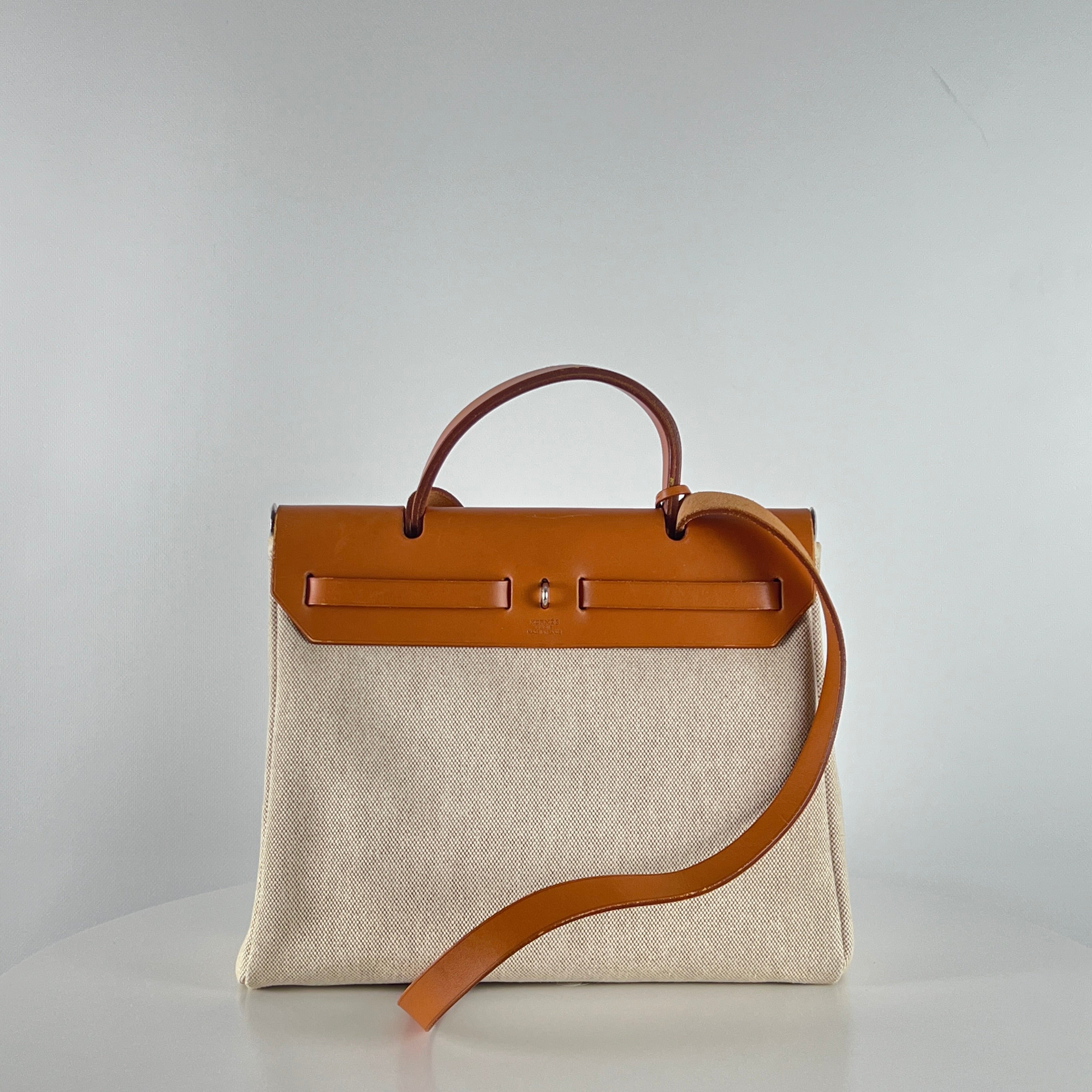 Sac à main HERMES Herbag toile et cuir marron
