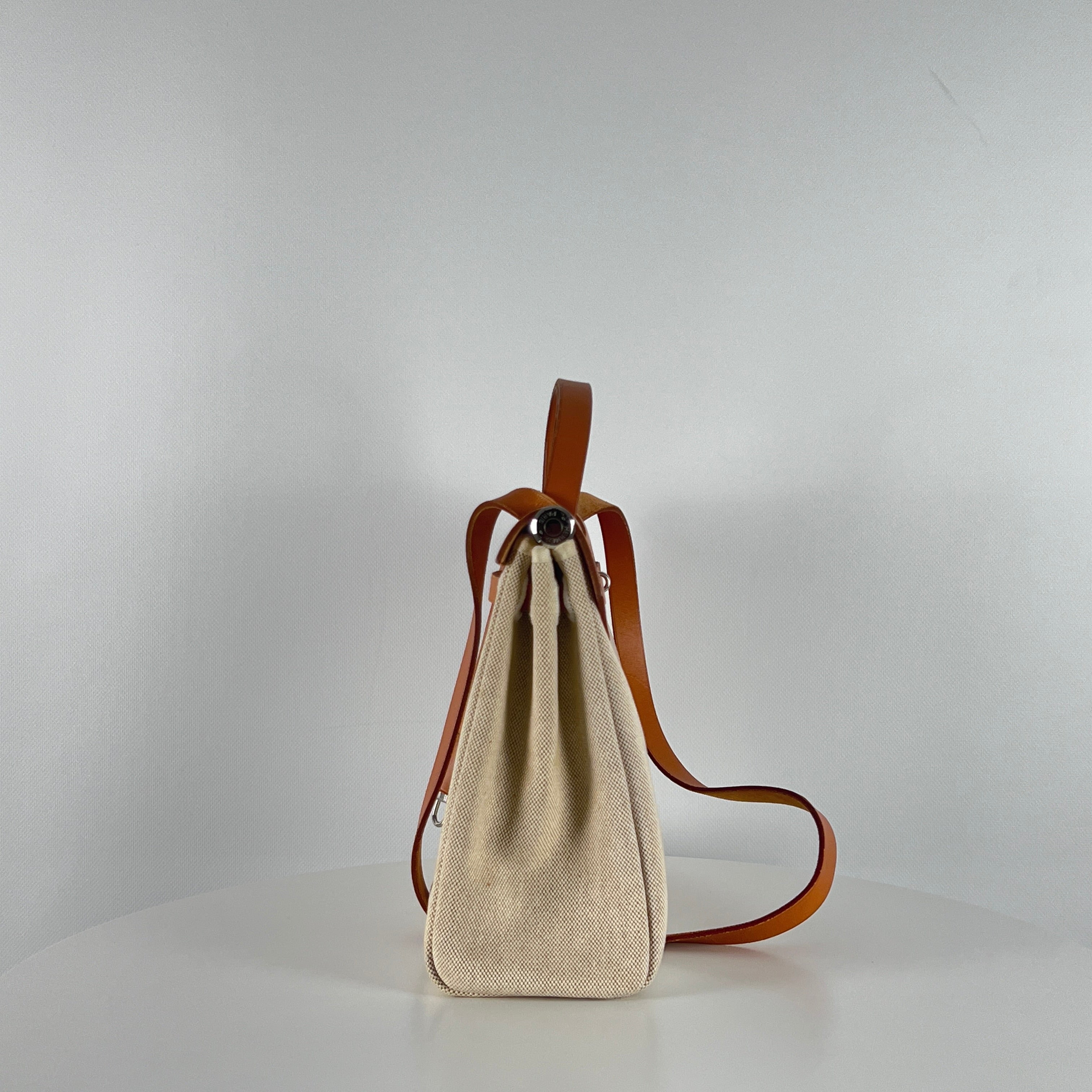 Sac à main HERMES Herbag toile et cuir marron