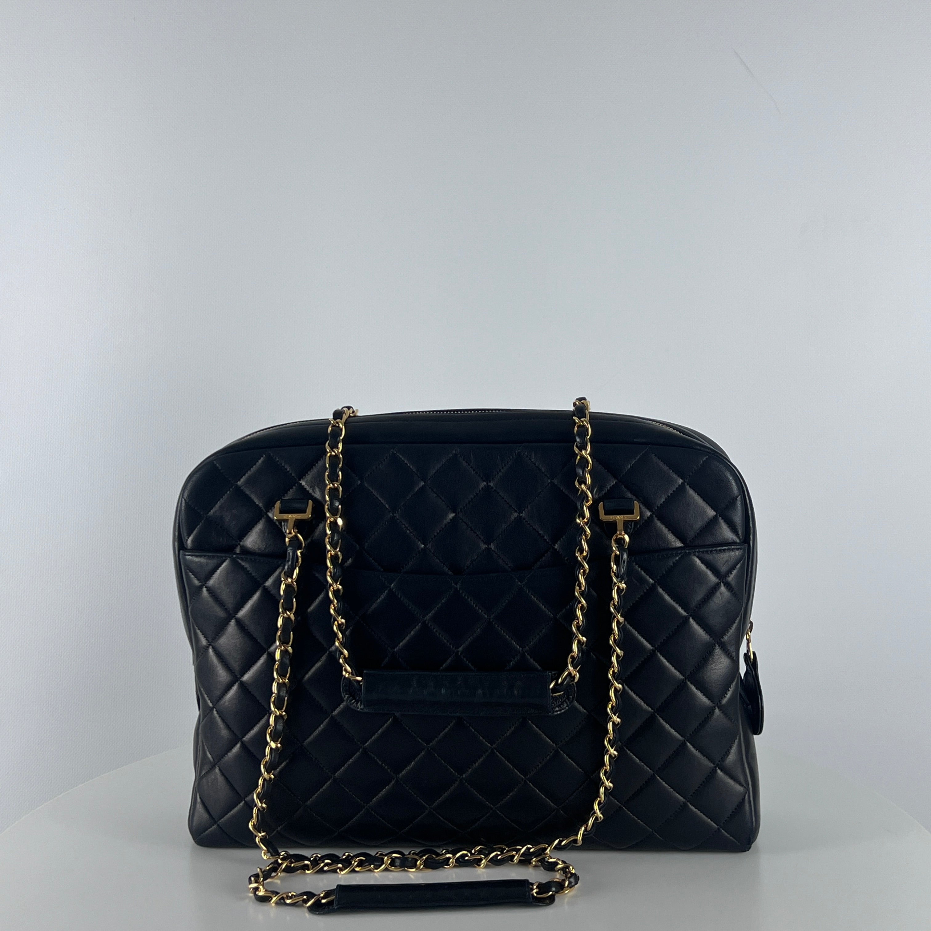 Sac à main CHANEL Shopping cuir noir
