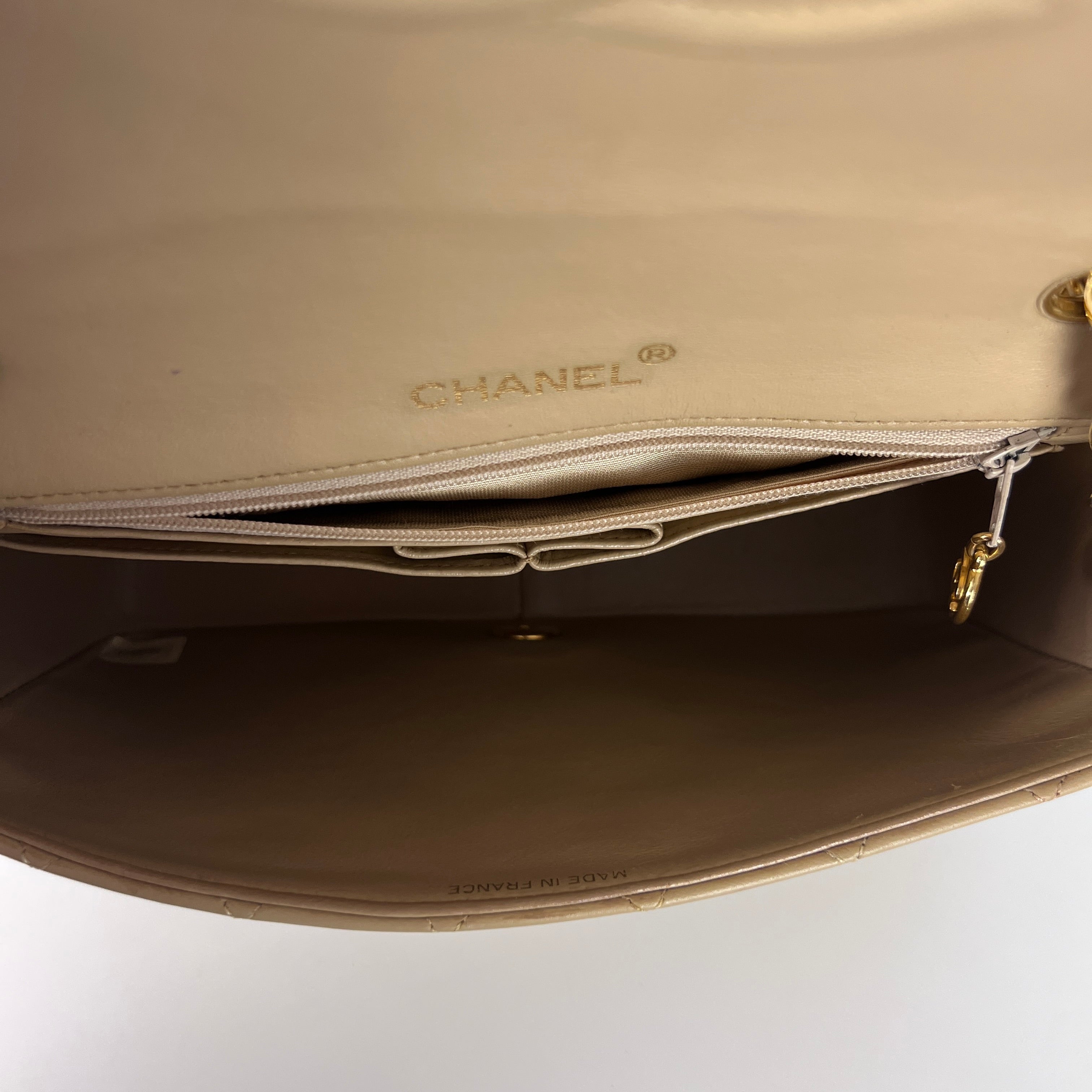 Sac à main CHANEL Timeless Classique Small cuir beige