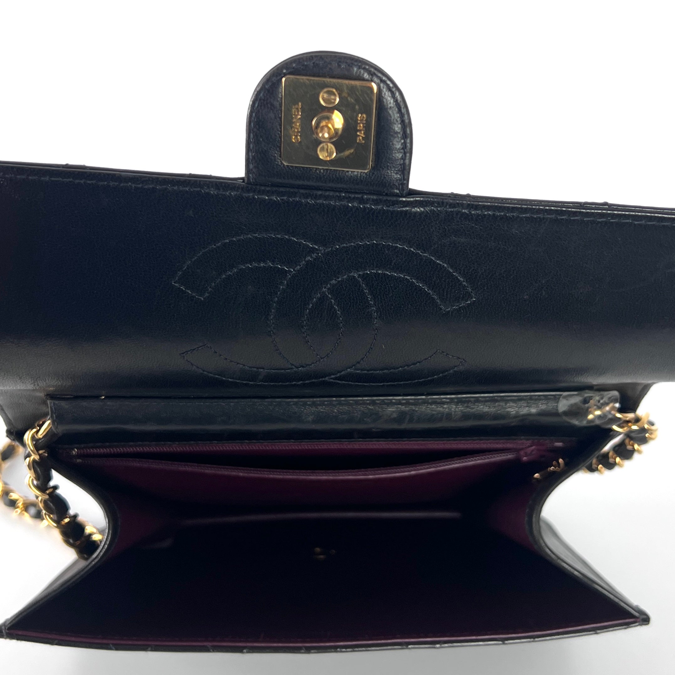 Sac à main CHANEL Single Flap cuir noir