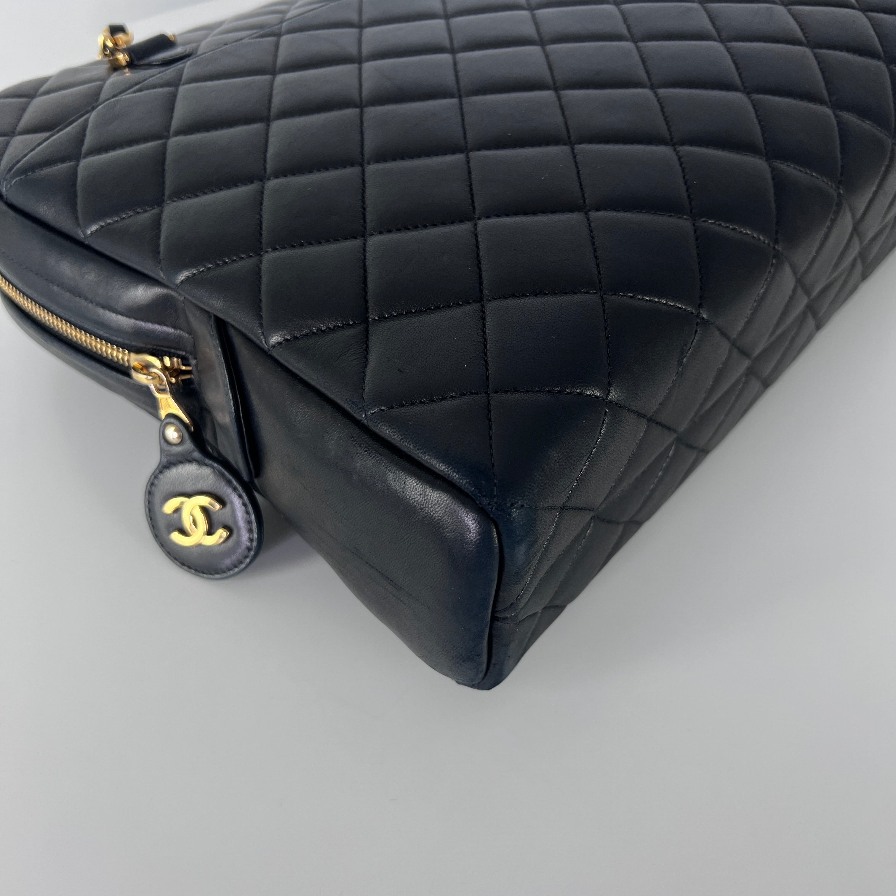 Sac à main CHANEL Shopping cuir noir