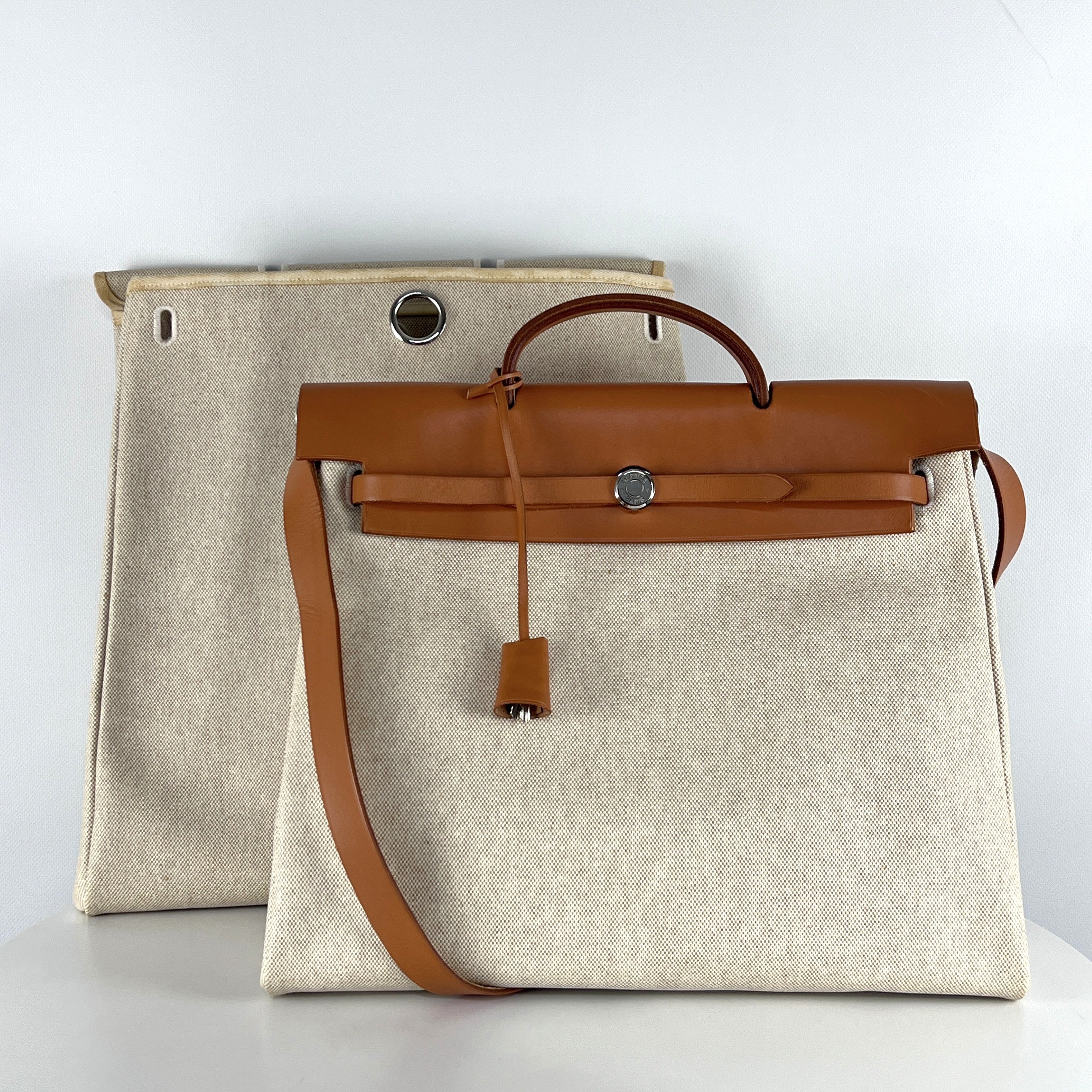 Sac à main HERMES Herbag toile et cuir marron