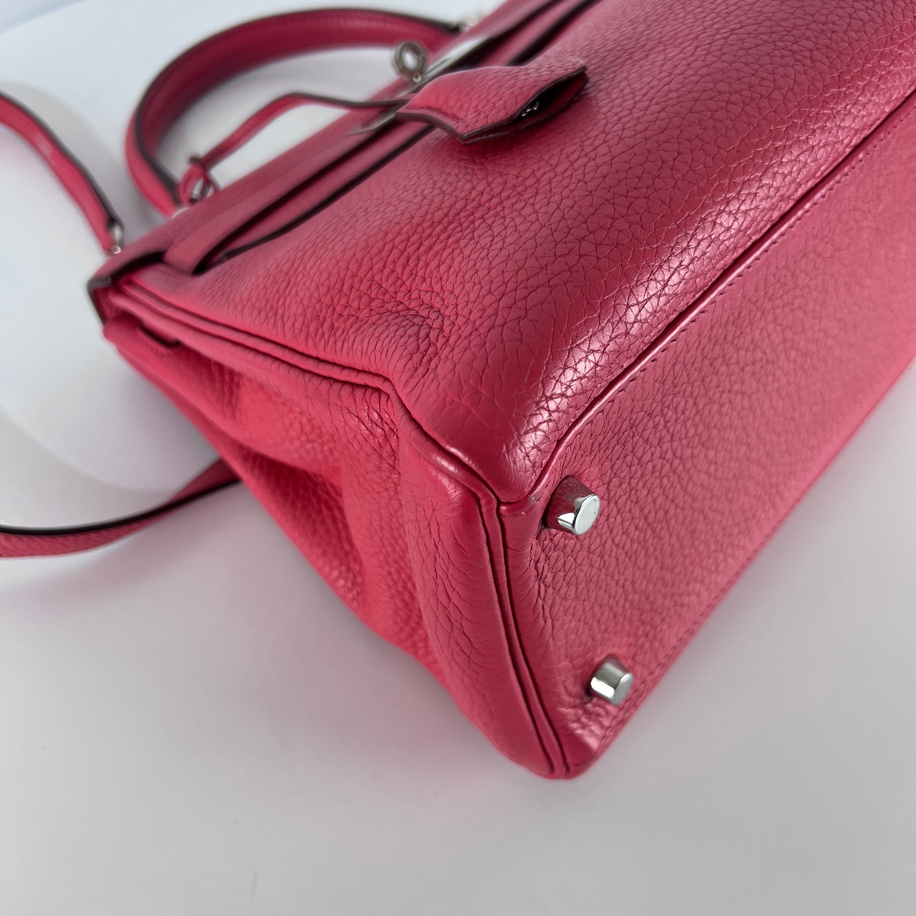Sac à main HERMES Kelly 28 cuir rose