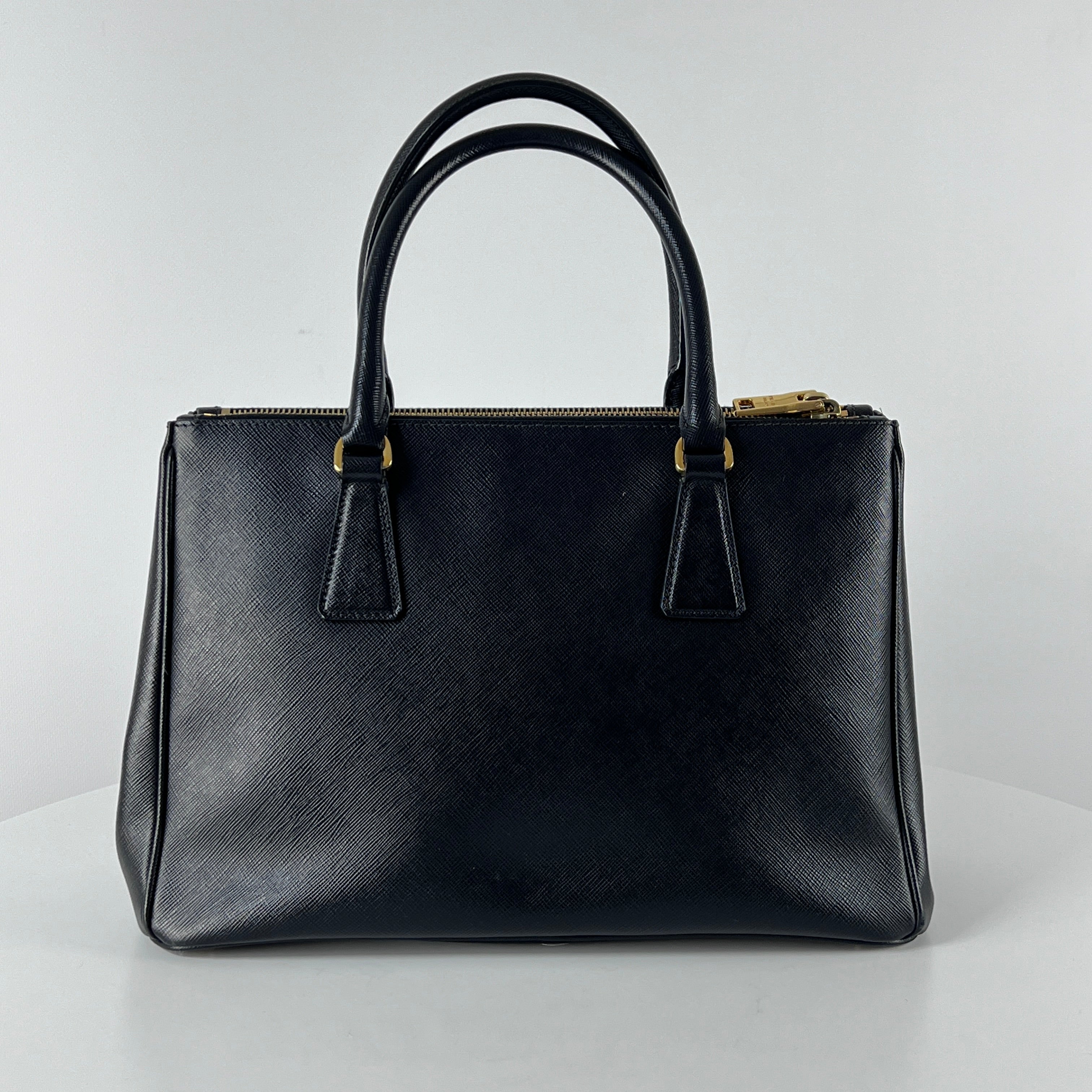 Sac à main PRADA Galleria cuir noir