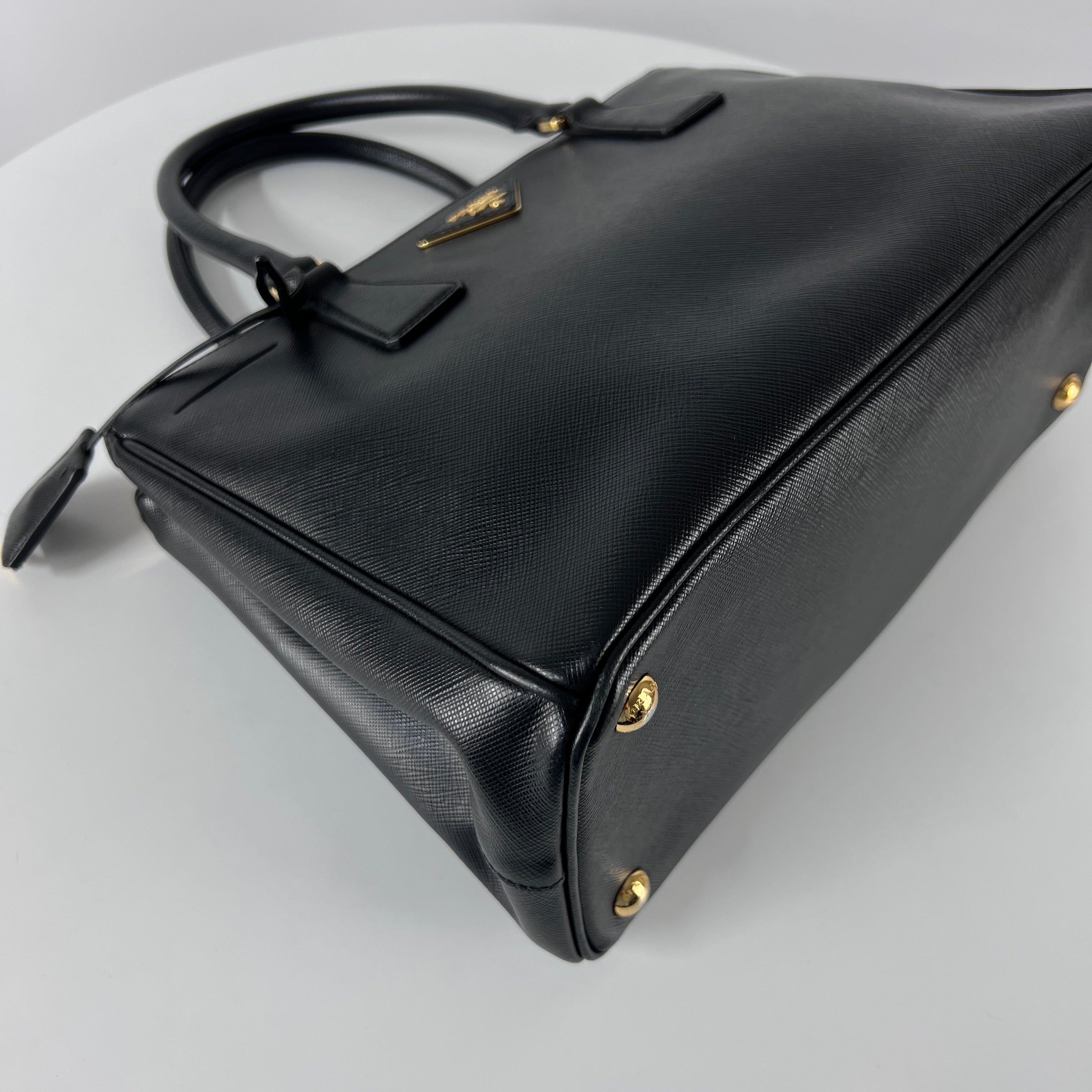 Sac à main PRADA Galleria cuir noir