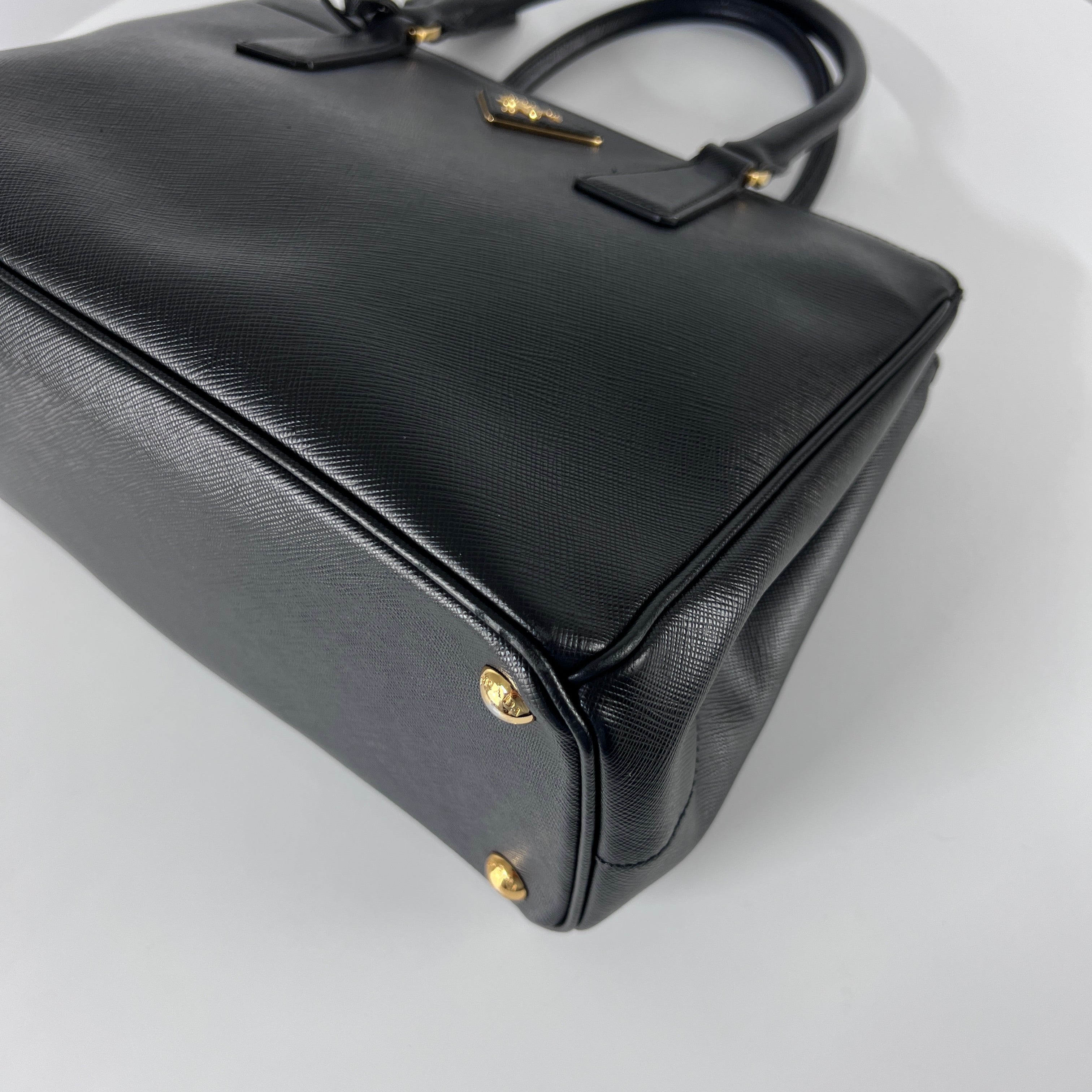 Sac à main PRADA Galleria cuir noir
