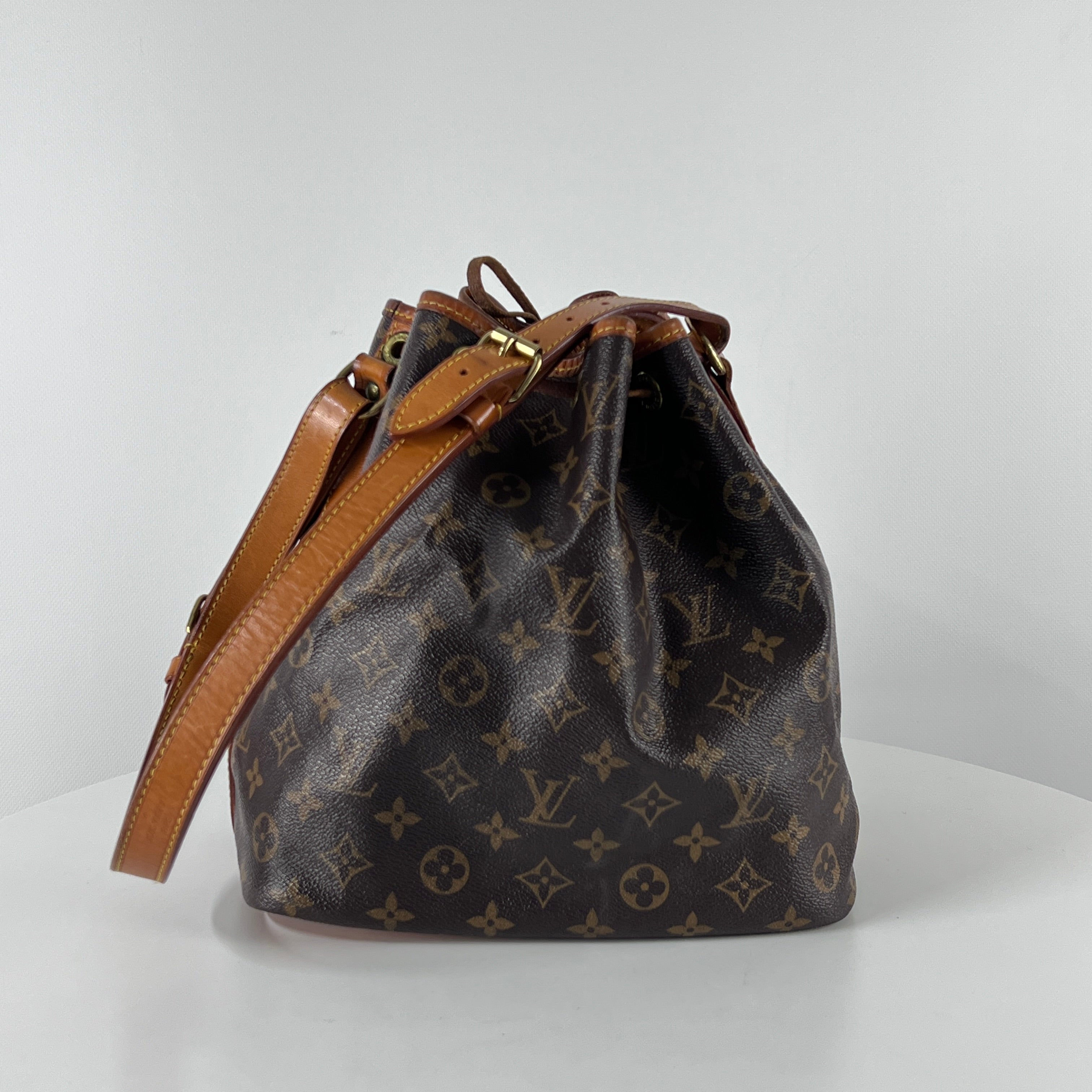 Sac à main LOUIS VUITTON Noé toile et cuir marron