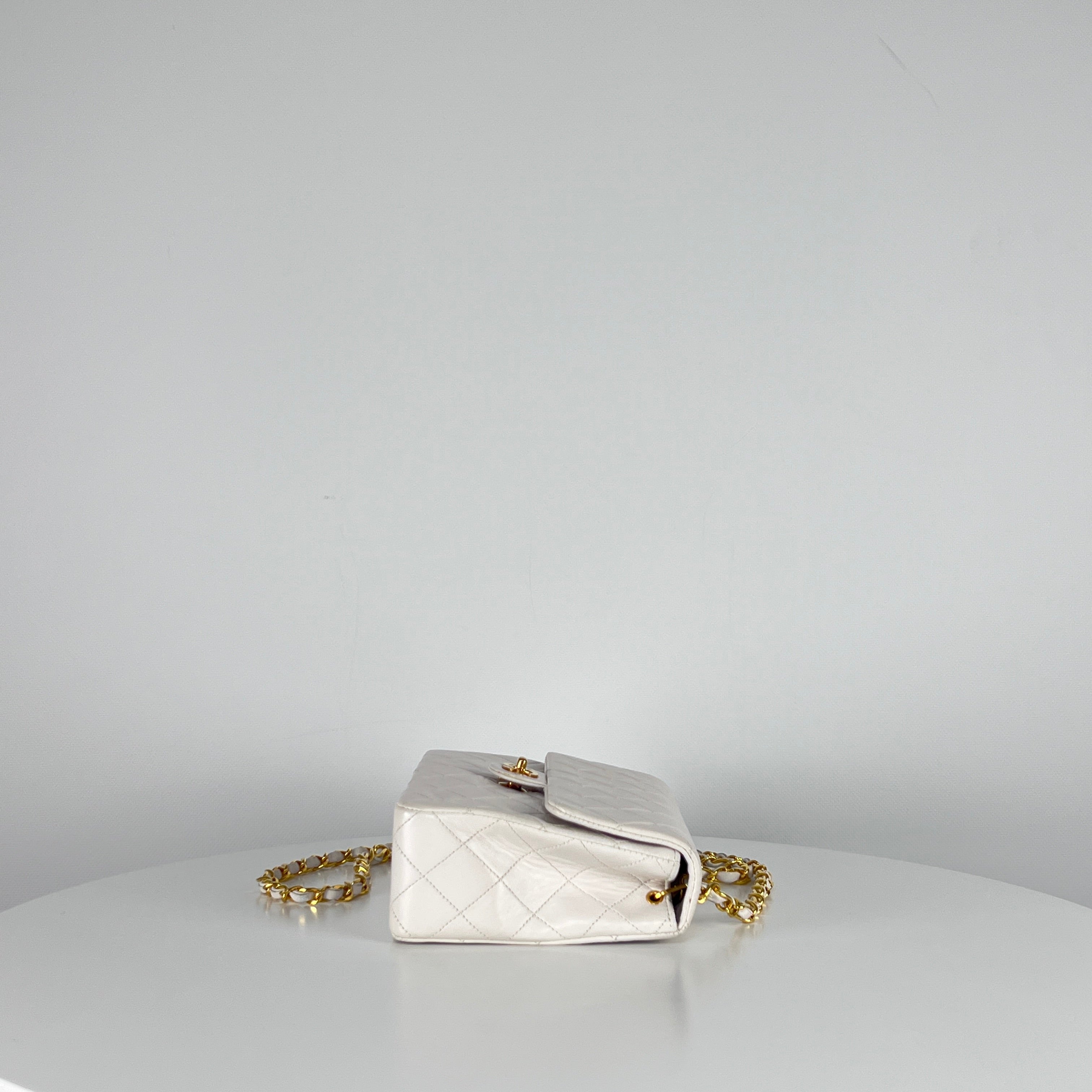 Sac à main CHANEL Timeless Classique Small cuir blanc