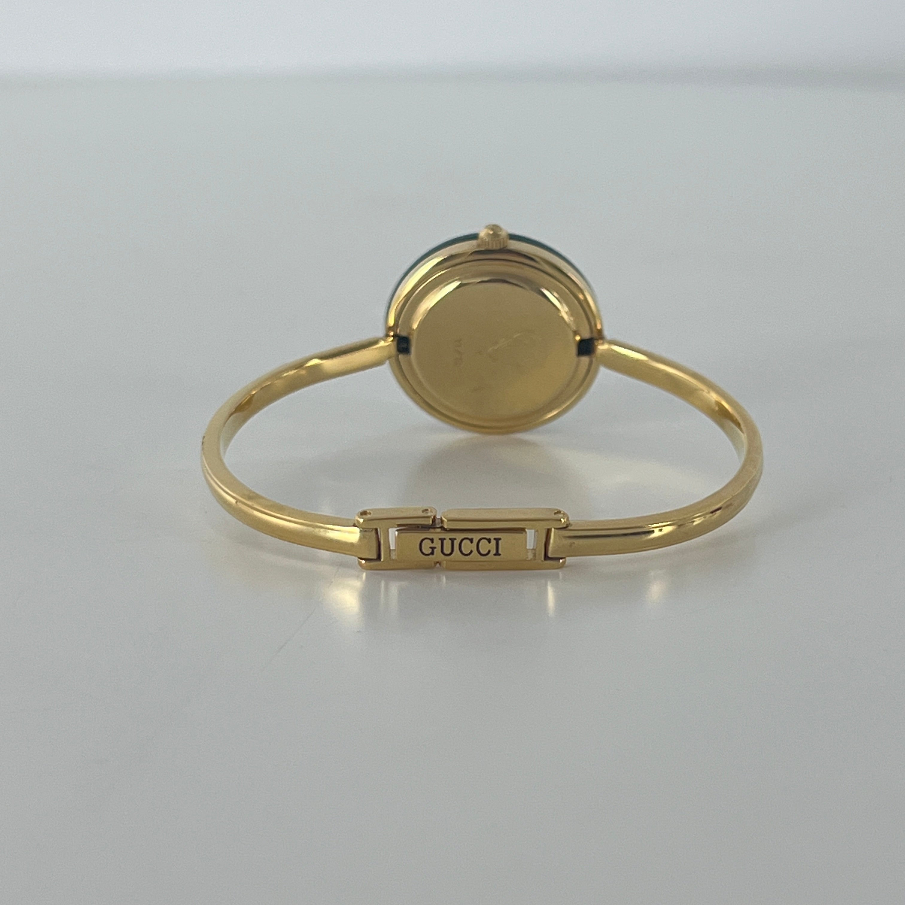 Montre GUCCI 11/12 plaqué or doré