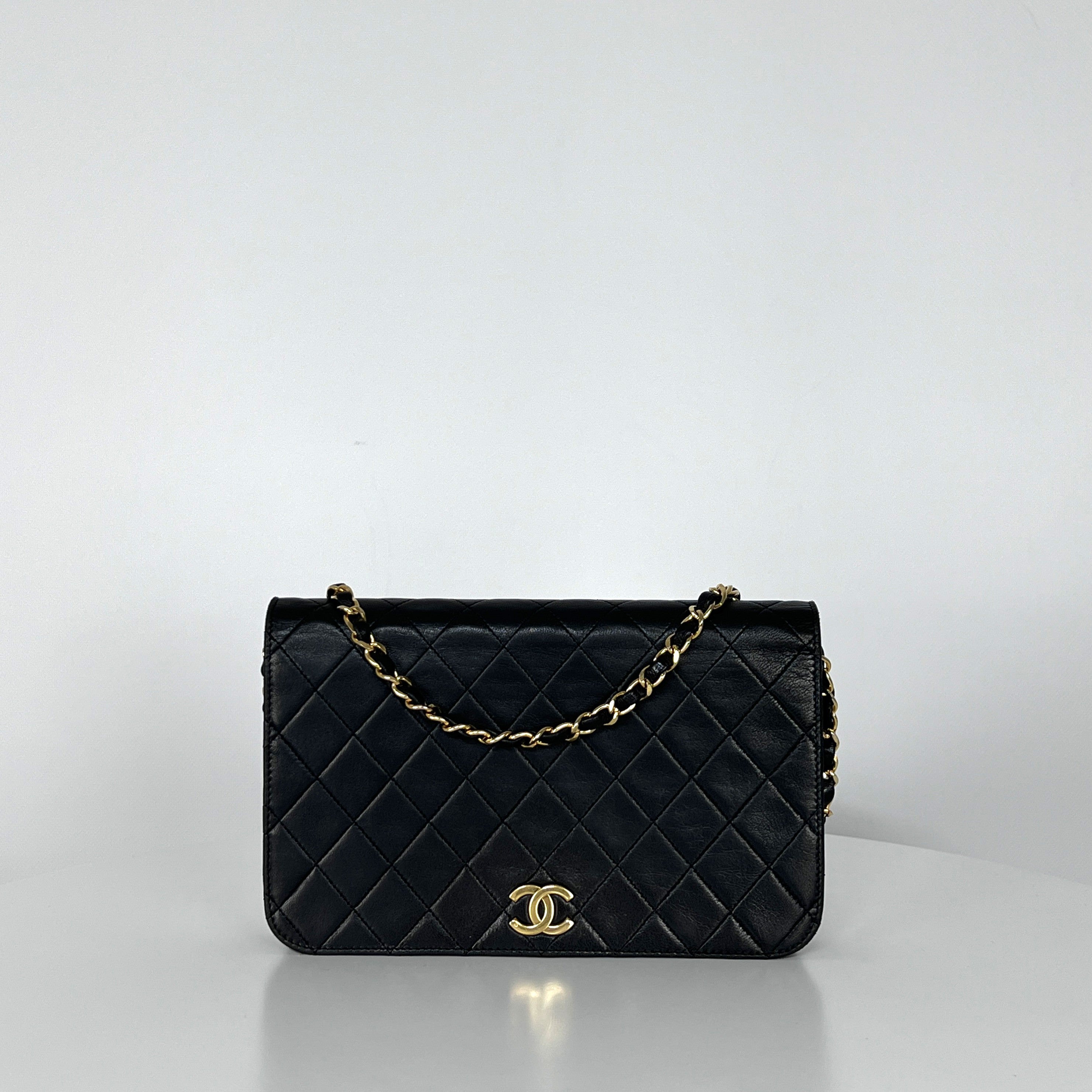 Sac à main CHANEL Timeless WOC Small cuir noir