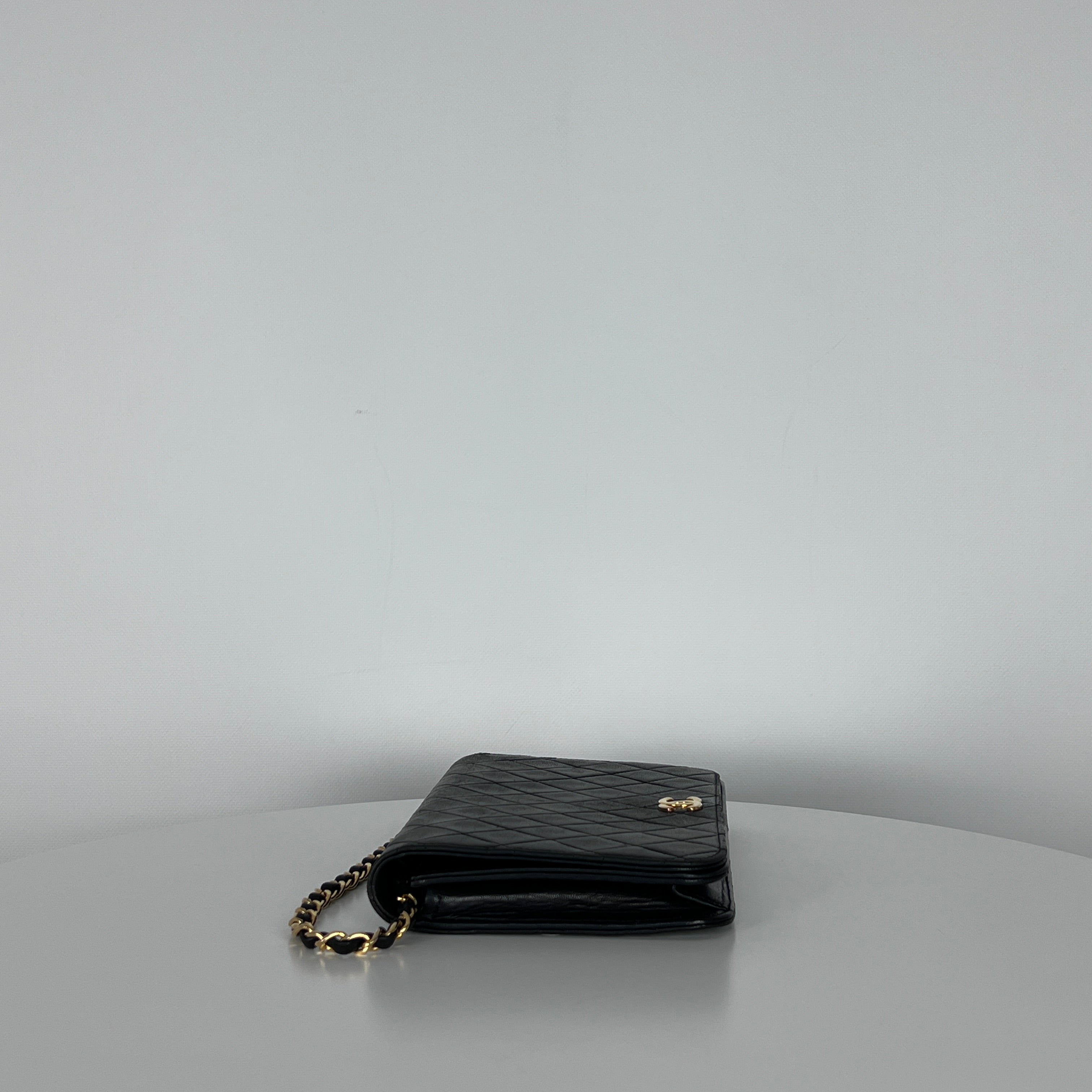 Sac à main CHANEL Timeless WOC Small cuir noir