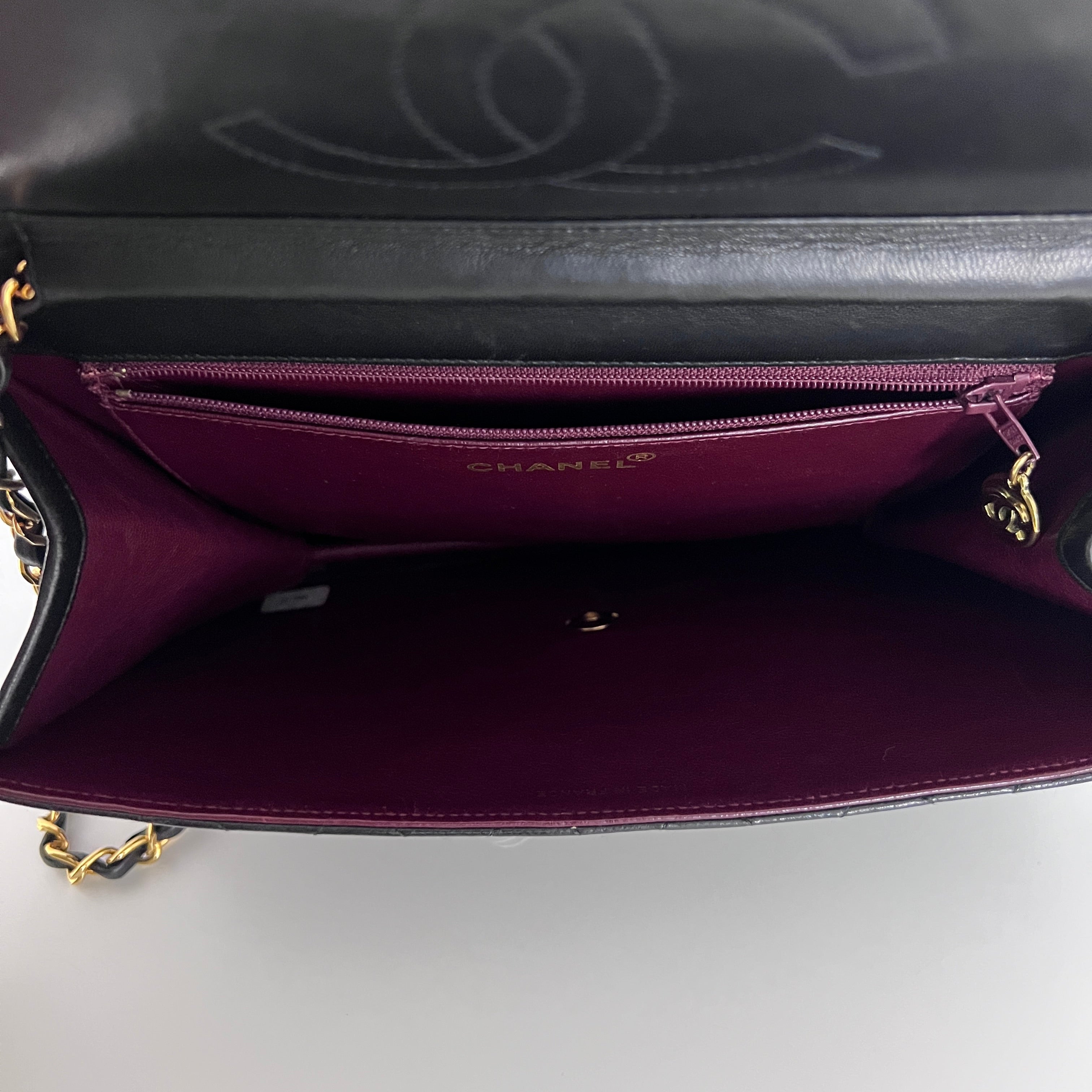Sac à main CHANEL Timeless WOC Medium cuir noir