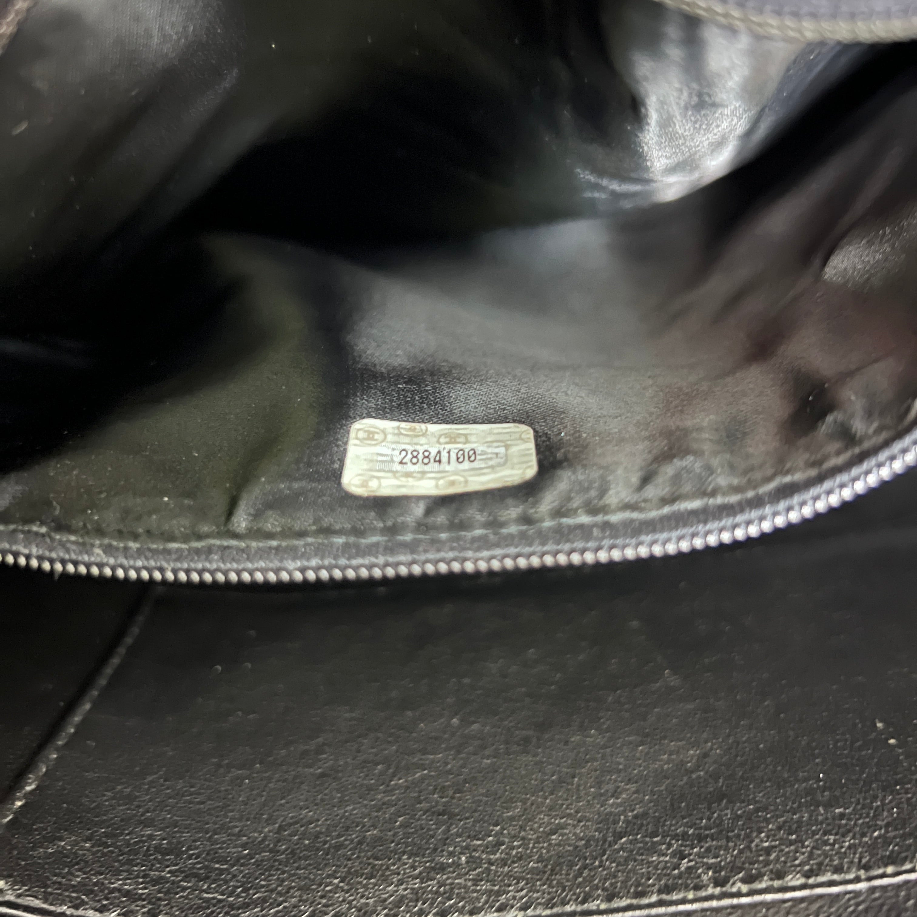 Sac à bandoulière CHANEL Camera Bag cuir d'agneau noir