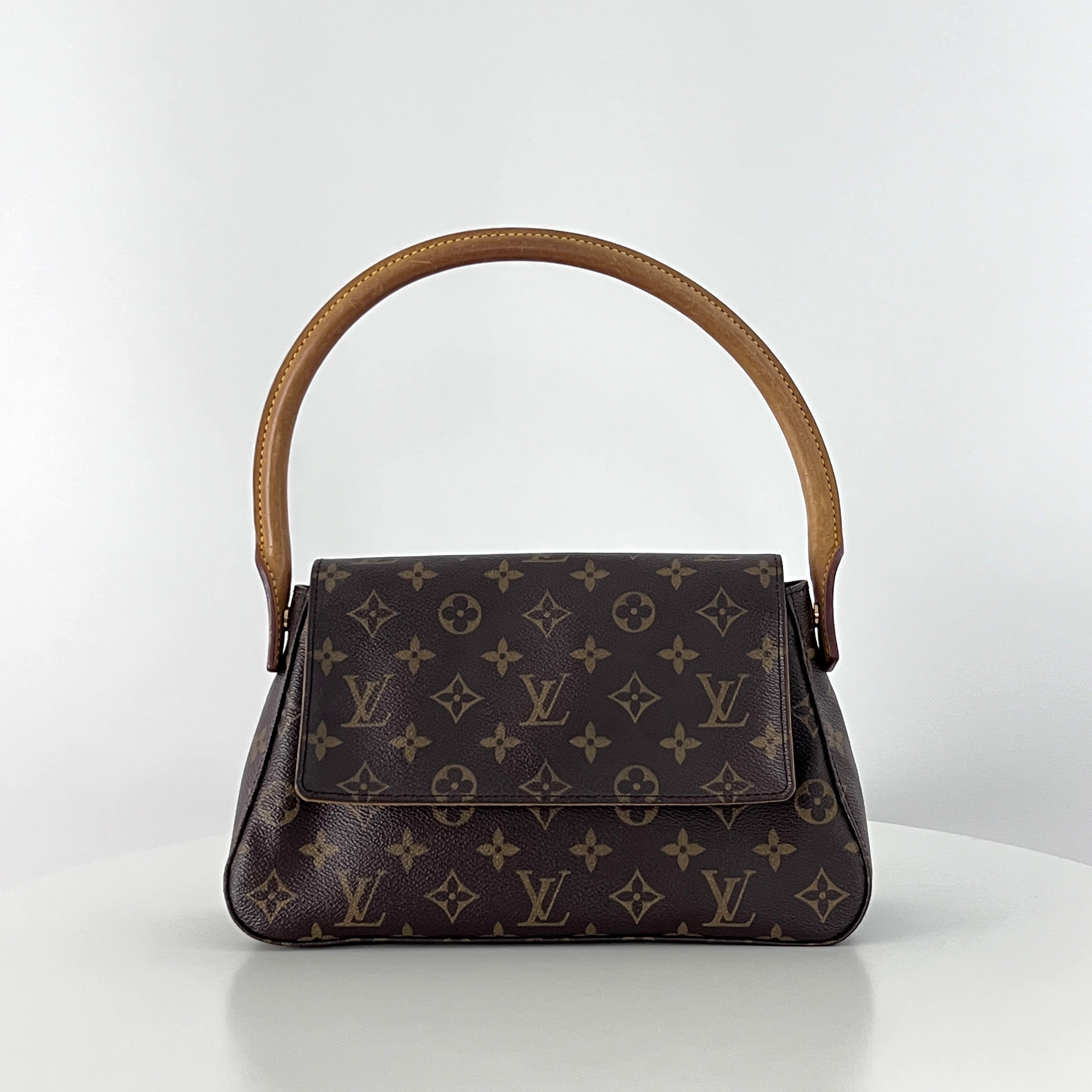 LOUIS VUITTON Looping PM handbag in brown canvas and leather